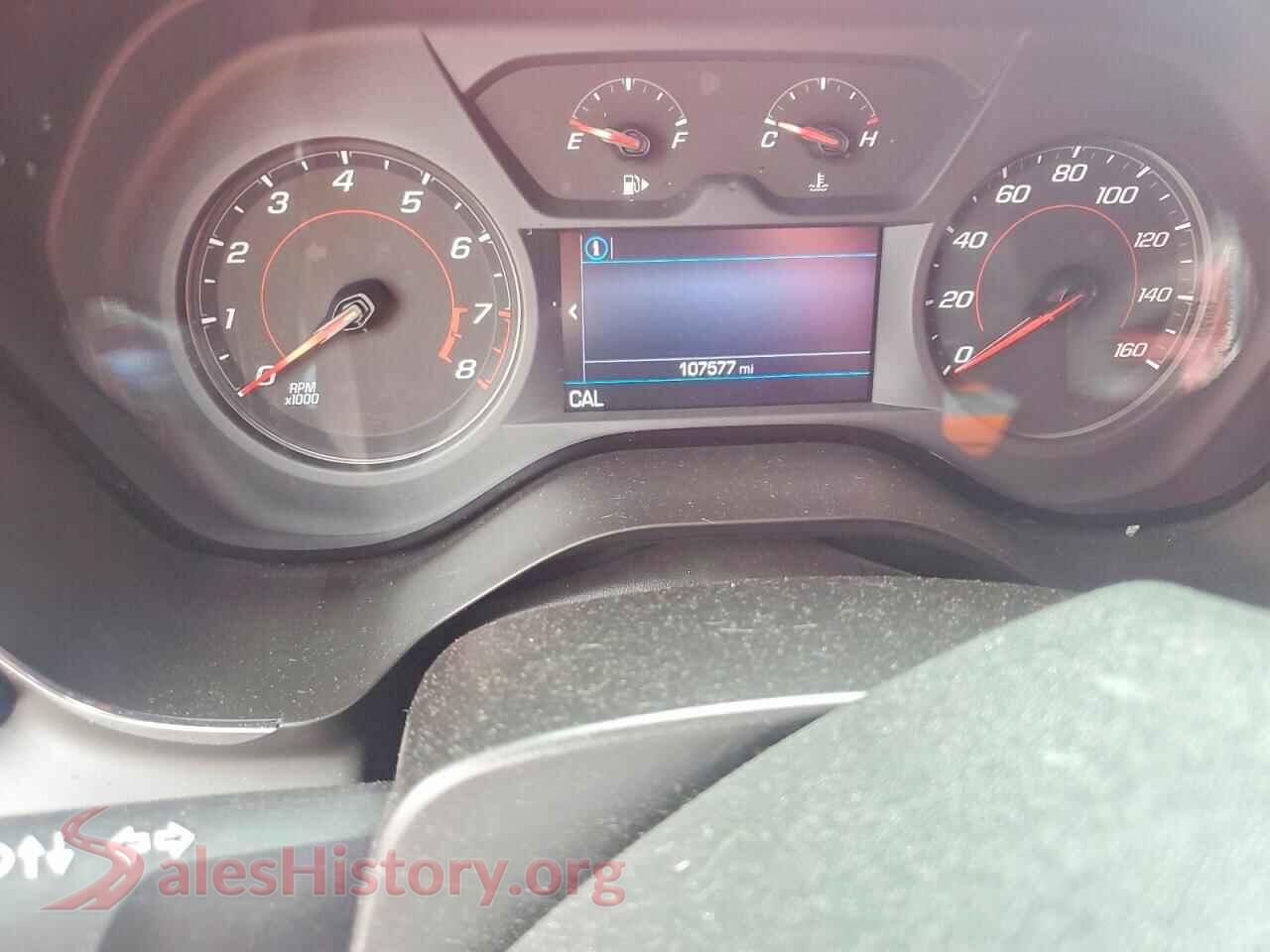 2019 CHEVROLET CAMARO VIN 1G1FB1RX8K0129139, interior center console