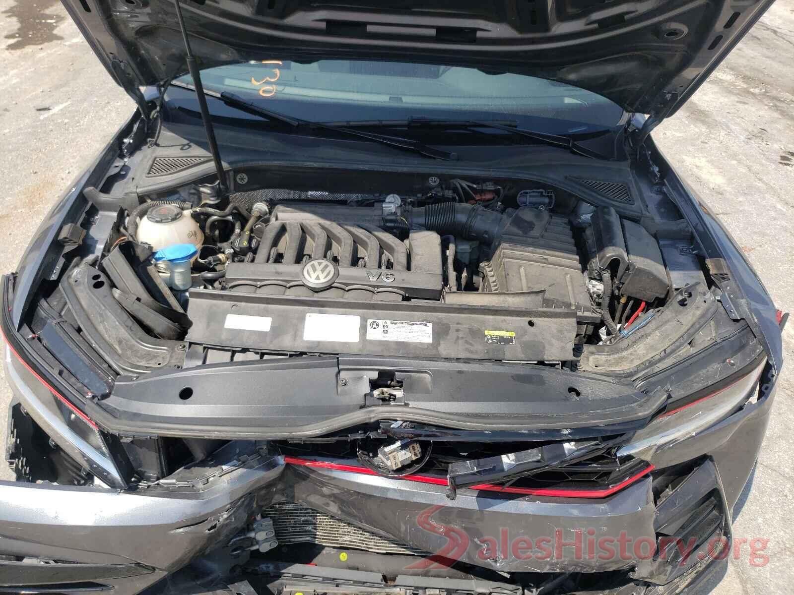 1VWJM7A37JC048442 2018 VOLKSWAGEN PASSAT