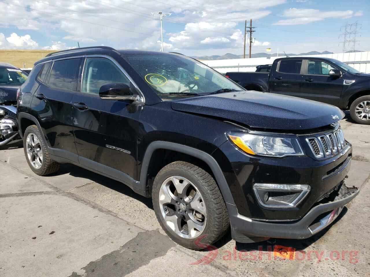 3C4NJDCB3JT135680 2018 JEEP COMPASS