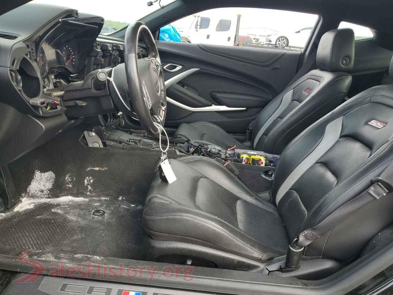 2020 CHEVROLET CAMARO VIN 1G1FH1R74L0110846, engine bay