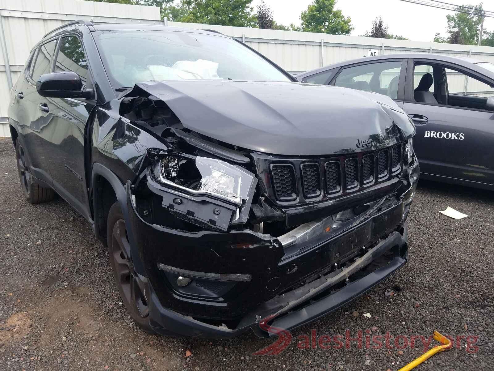 3C4NJDBB6JT400271 2018 JEEP COMPASS