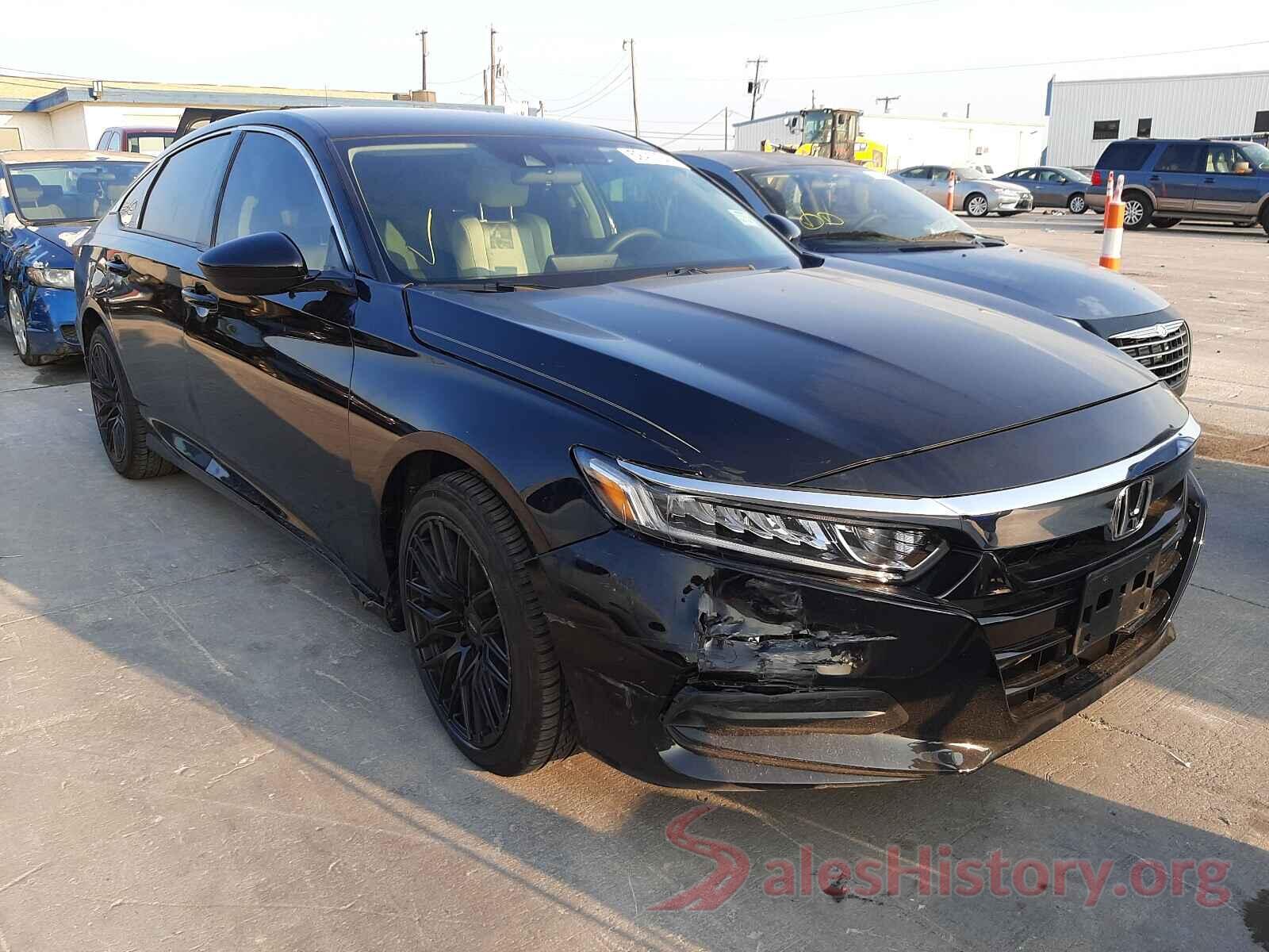 1HGCV1F14JA251489 2018 HONDA ACCORD