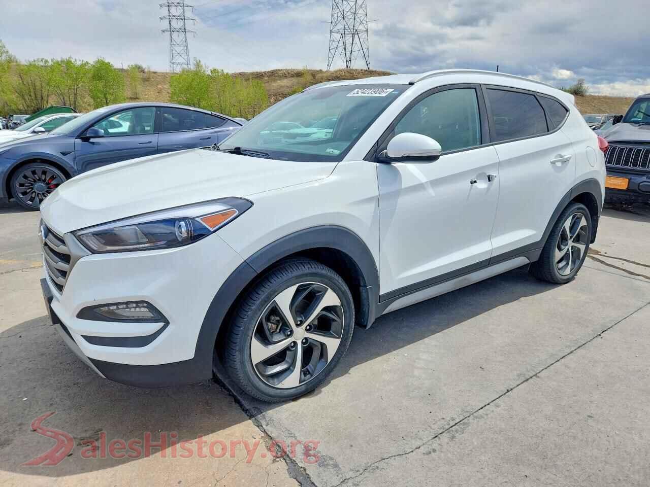 KM8J3CA27HU423008 2017 HYUNDAI TUCSON