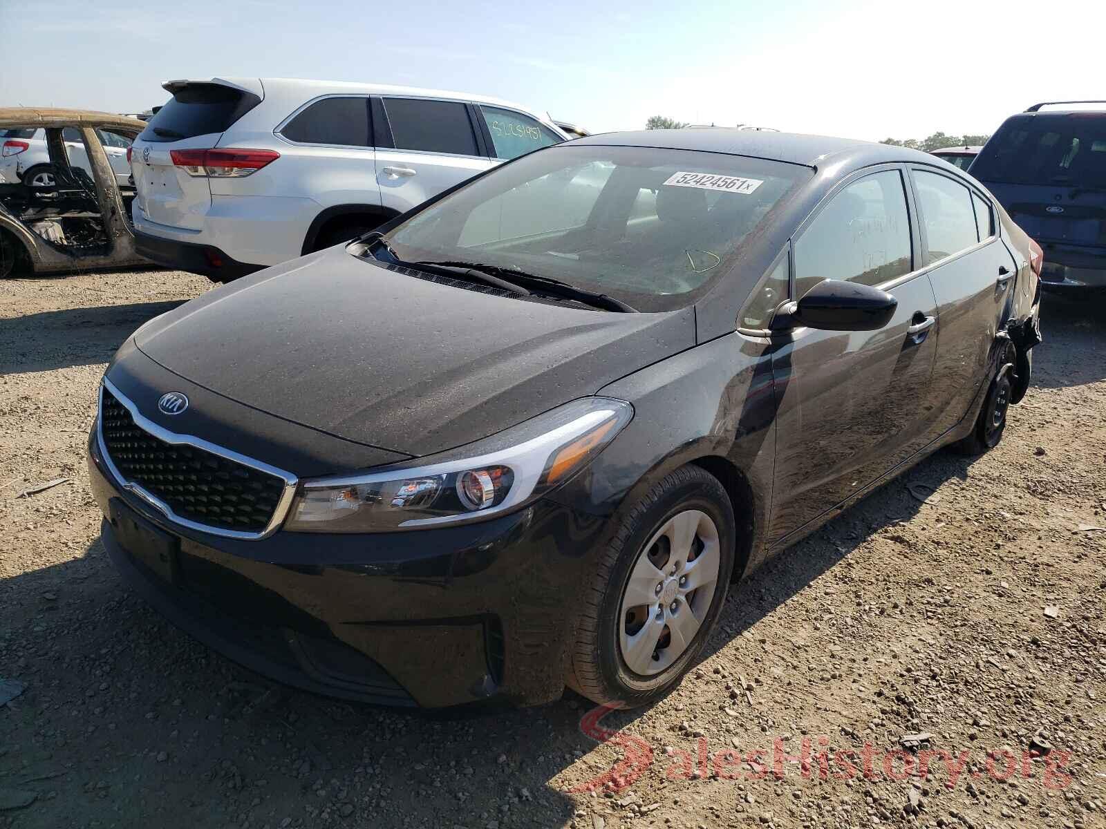 3KPFK4A75JE268946 2018 KIA FORTE