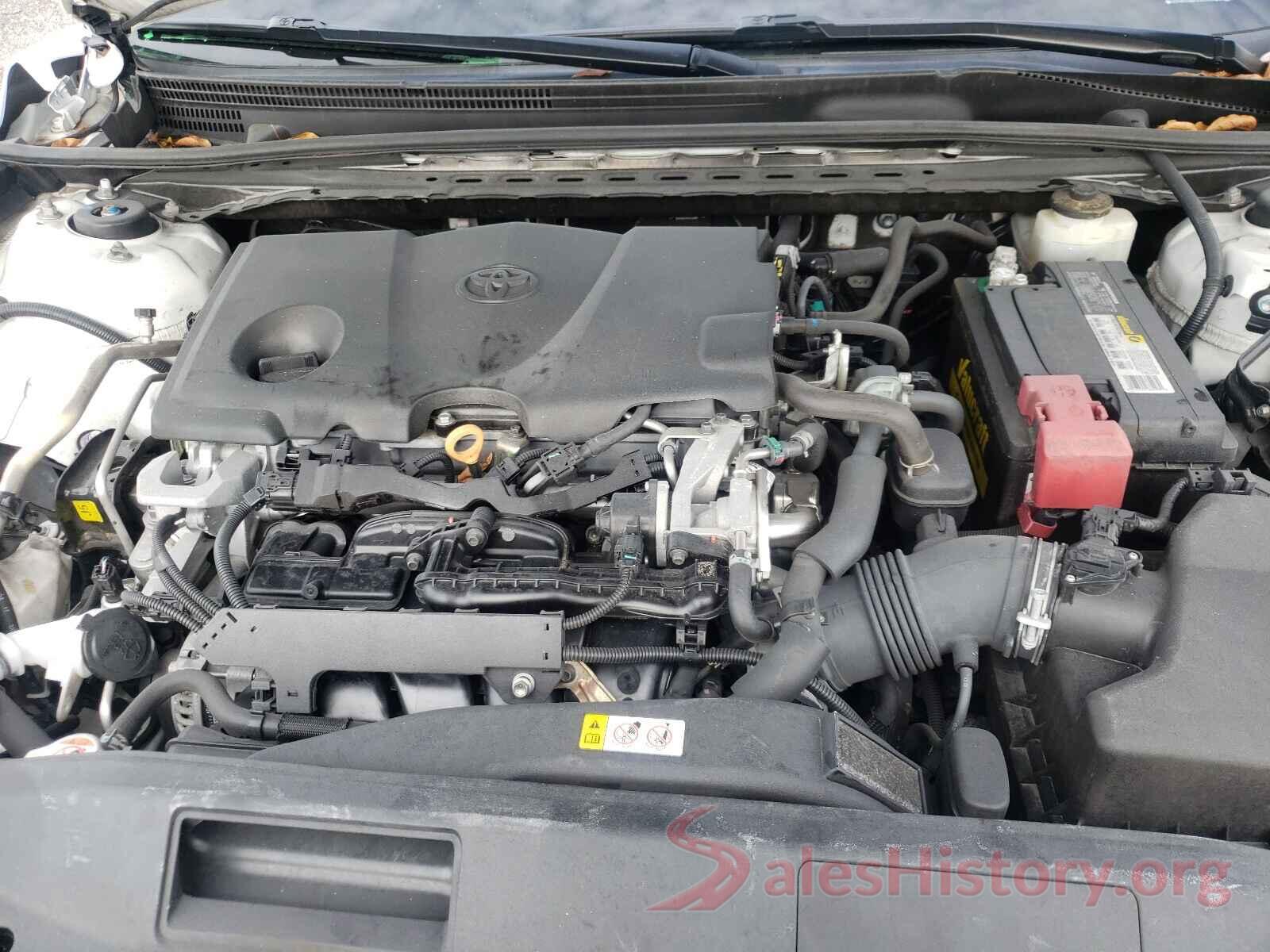 4T1B11HK3JU015745 2018 TOYOTA CAMRY