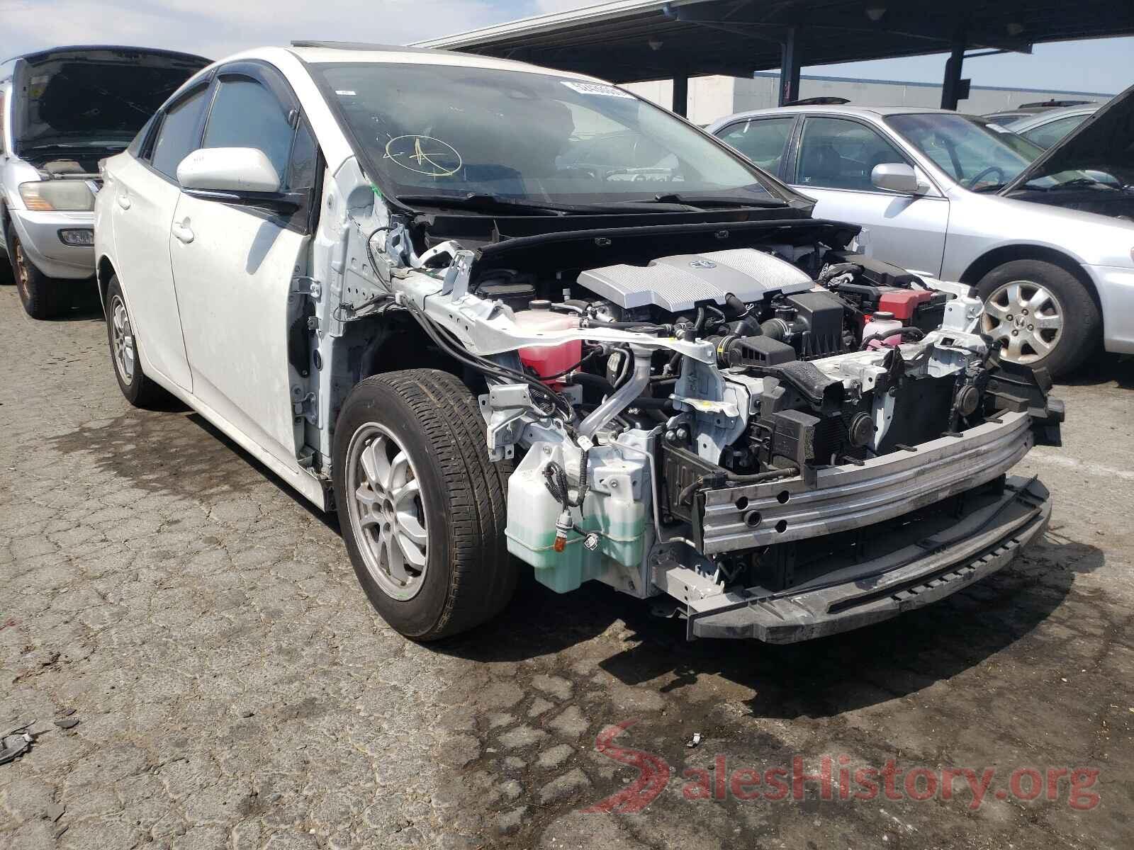 JTDKARFU6J3056562 2018 TOYOTA PRIUS