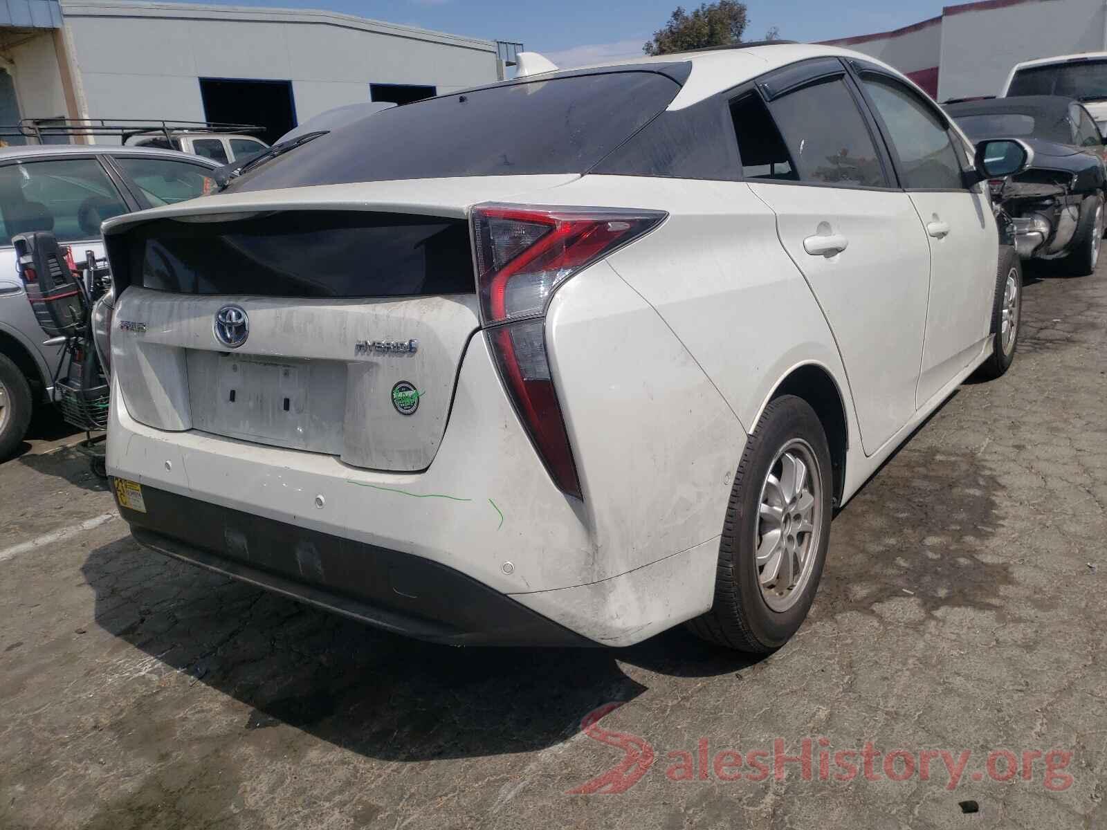 JTDKARFU6J3056562 2018 TOYOTA PRIUS