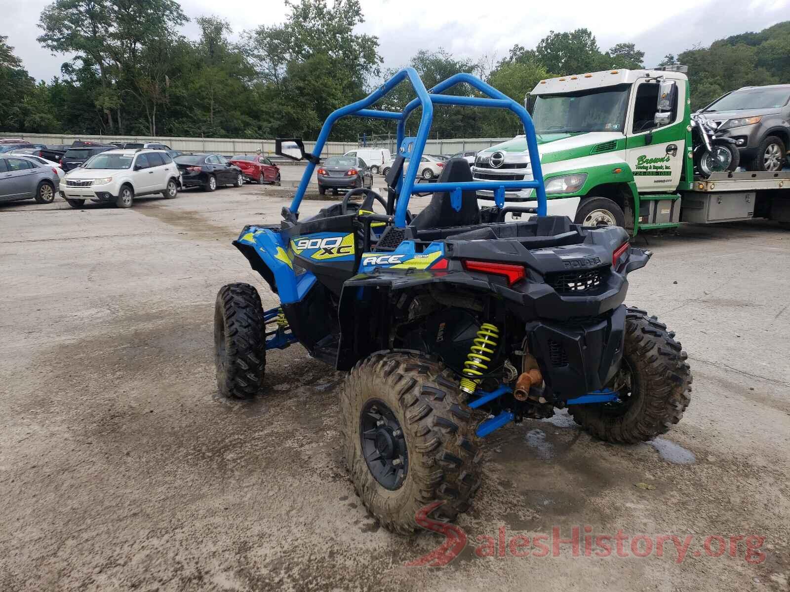 4XADCE877JB307492 2018 POLARIS SIDEBYSIDE