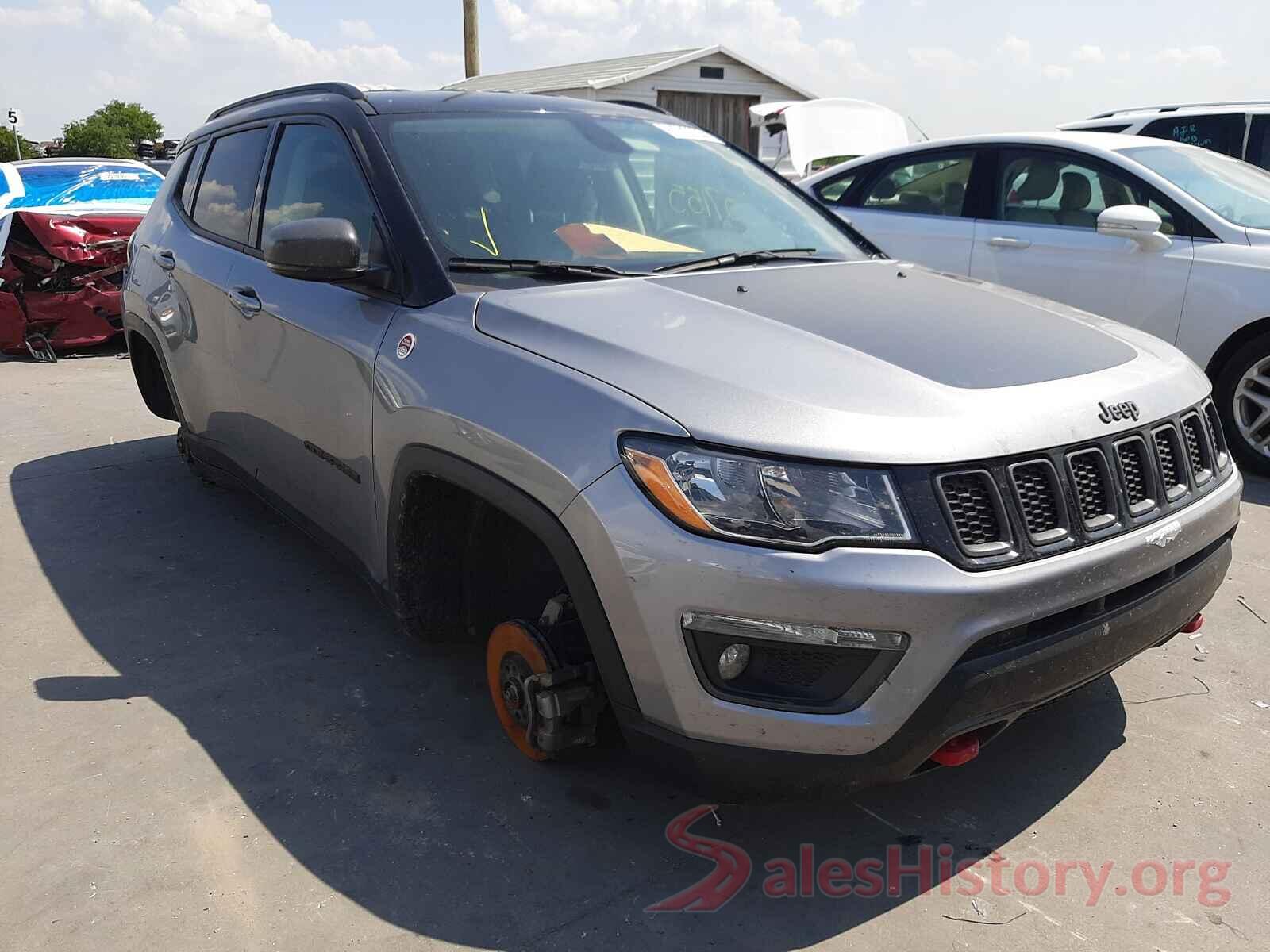 3C4NJDDB8KT733263 2019 JEEP COMPASS