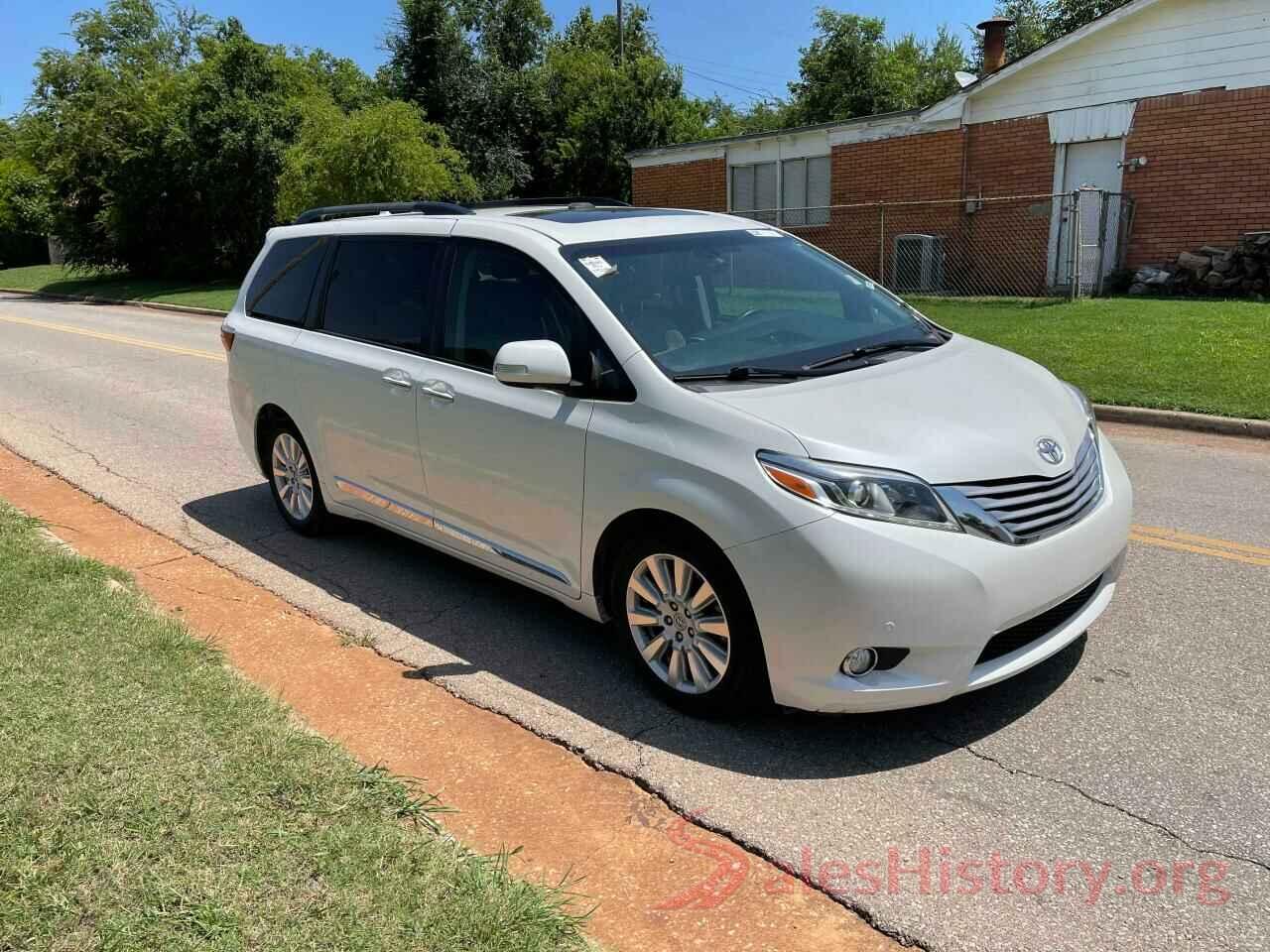 5TDYZ3DC6HS890947 2017 TOYOTA SIENNA