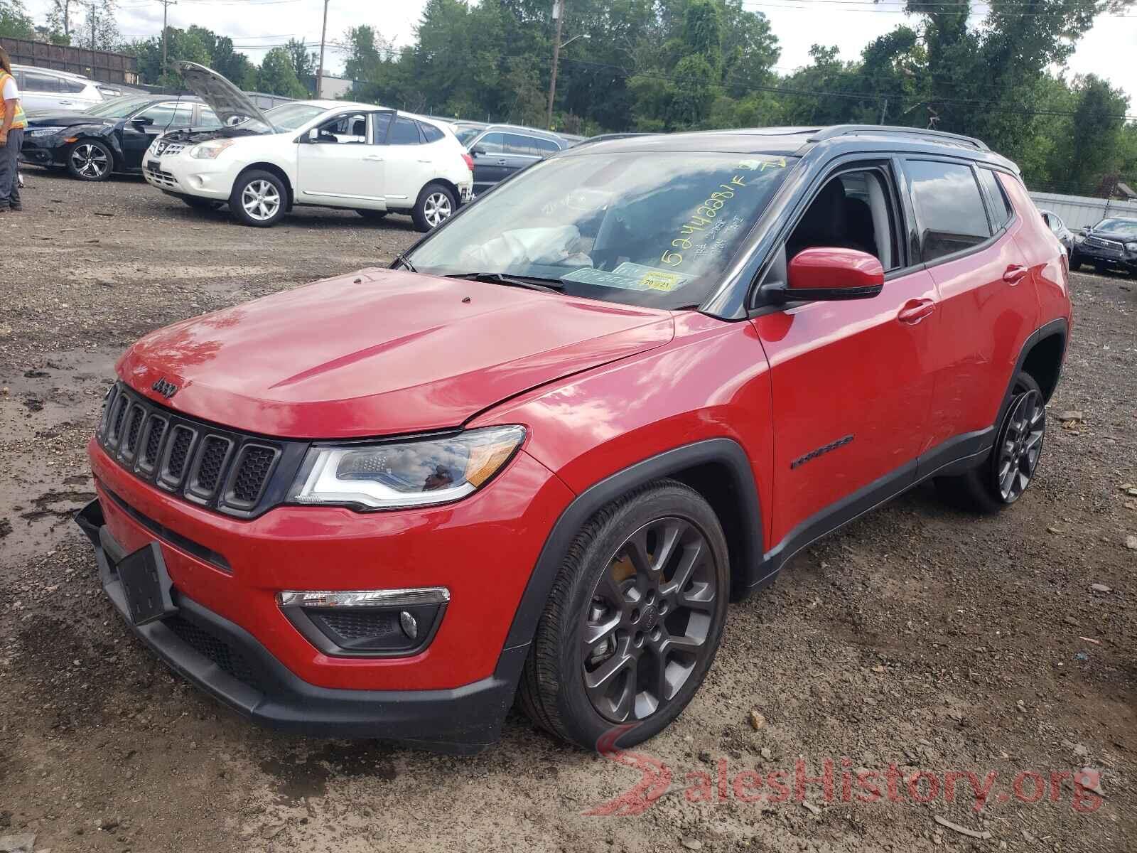 3C4NJDCB3KT807979 2019 JEEP COMPASS