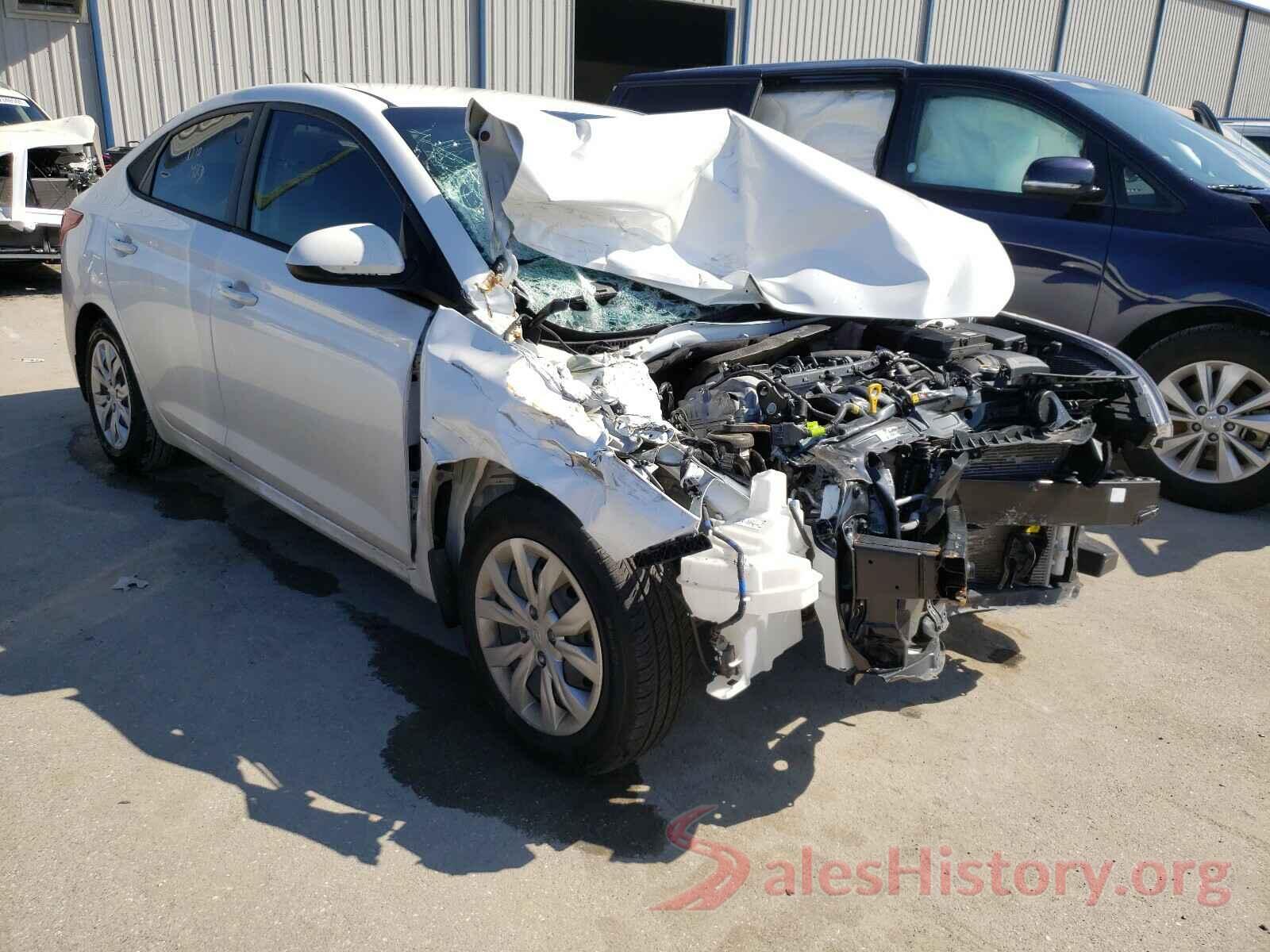 3KPC24A30JE010057 2018 HYUNDAI ACCENT