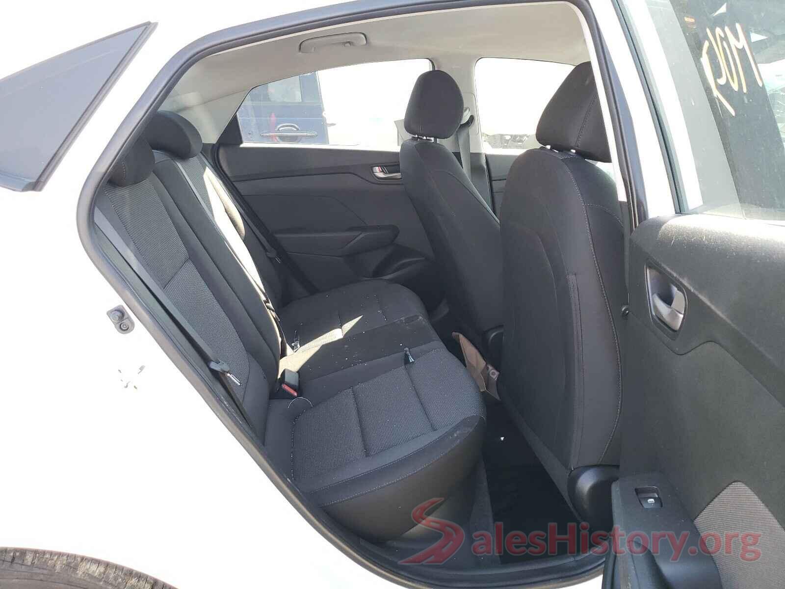 3KPC24A30JE010057 2018 HYUNDAI ACCENT