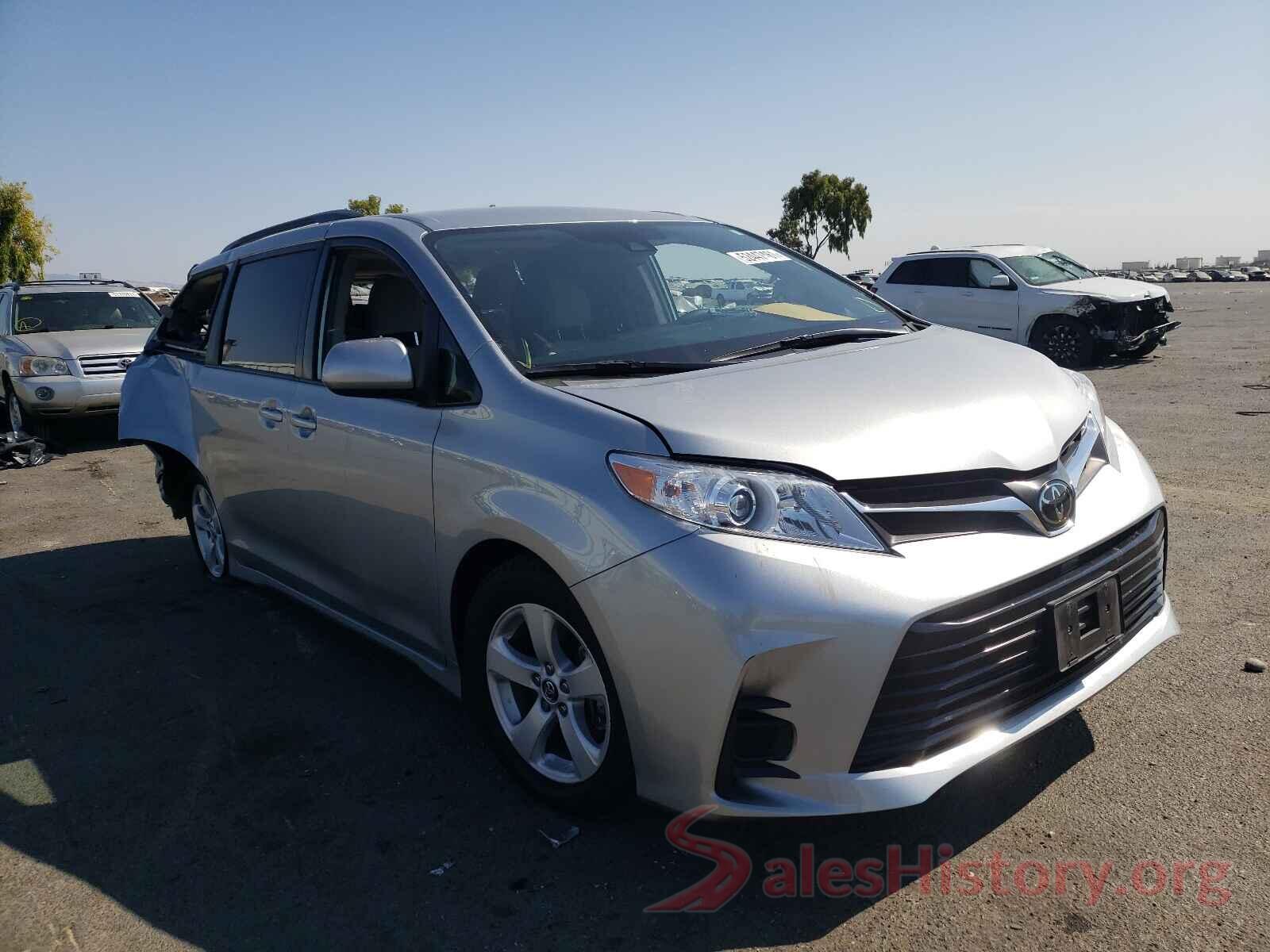 5TDKZ3DC5KS968227 2019 TOYOTA SIENNA