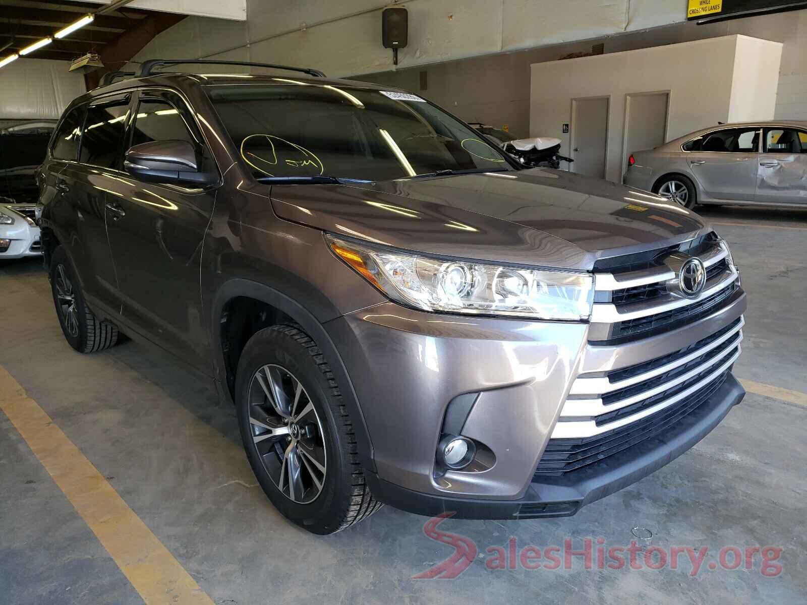 5TDZARFH2HS026470 2017 TOYOTA HIGHLANDER