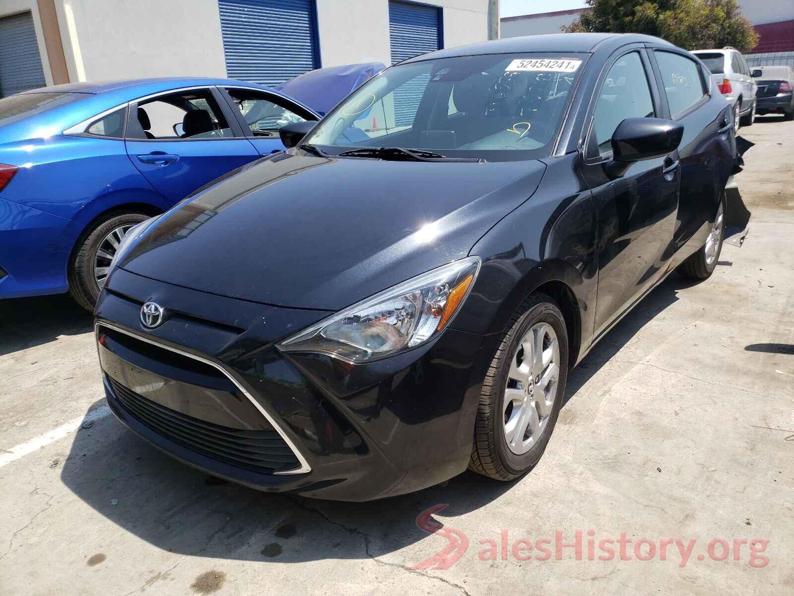 3MYDLBYV6JY331579 2018 TOYOTA YARIS