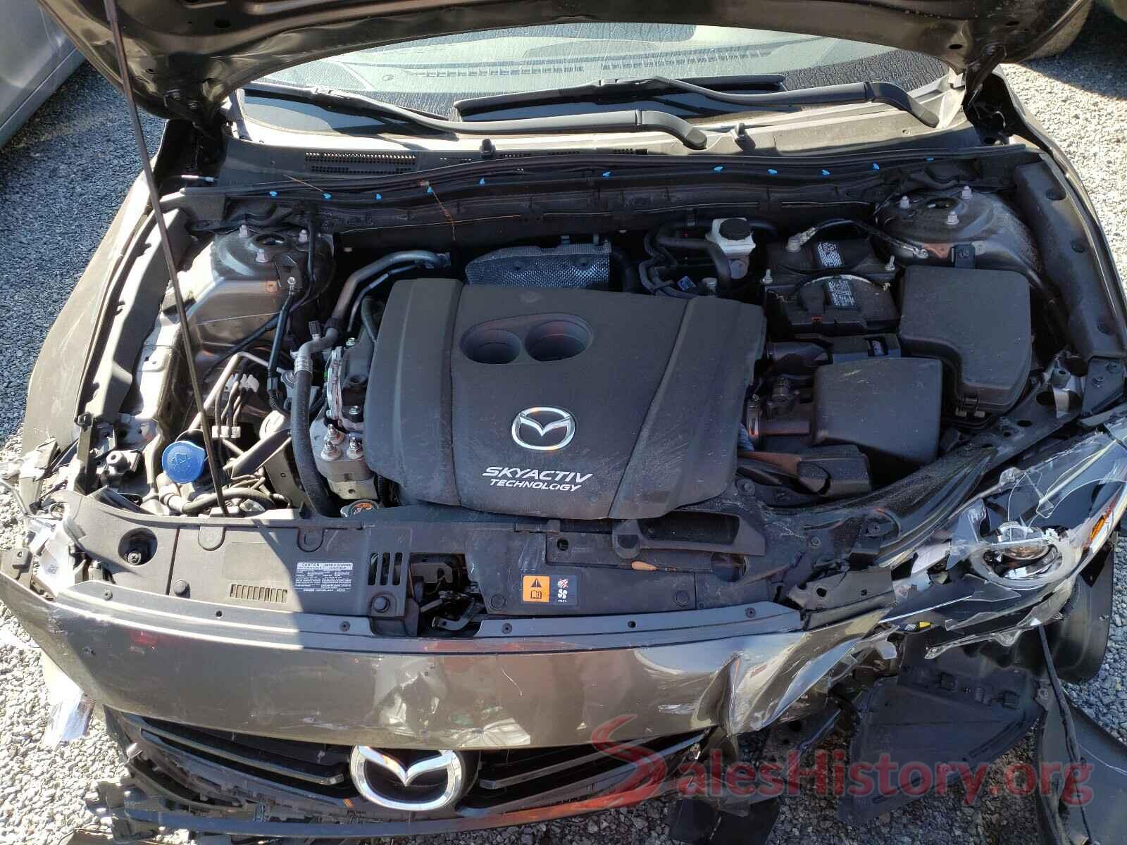 3MZBN1W30JM158853 2018 MAZDA 3