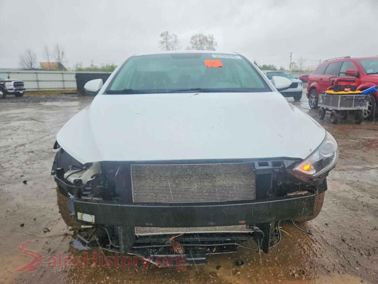 2018 HYUNDAI ELANTRA VIN 5NPD74LF4JH351048, rear view