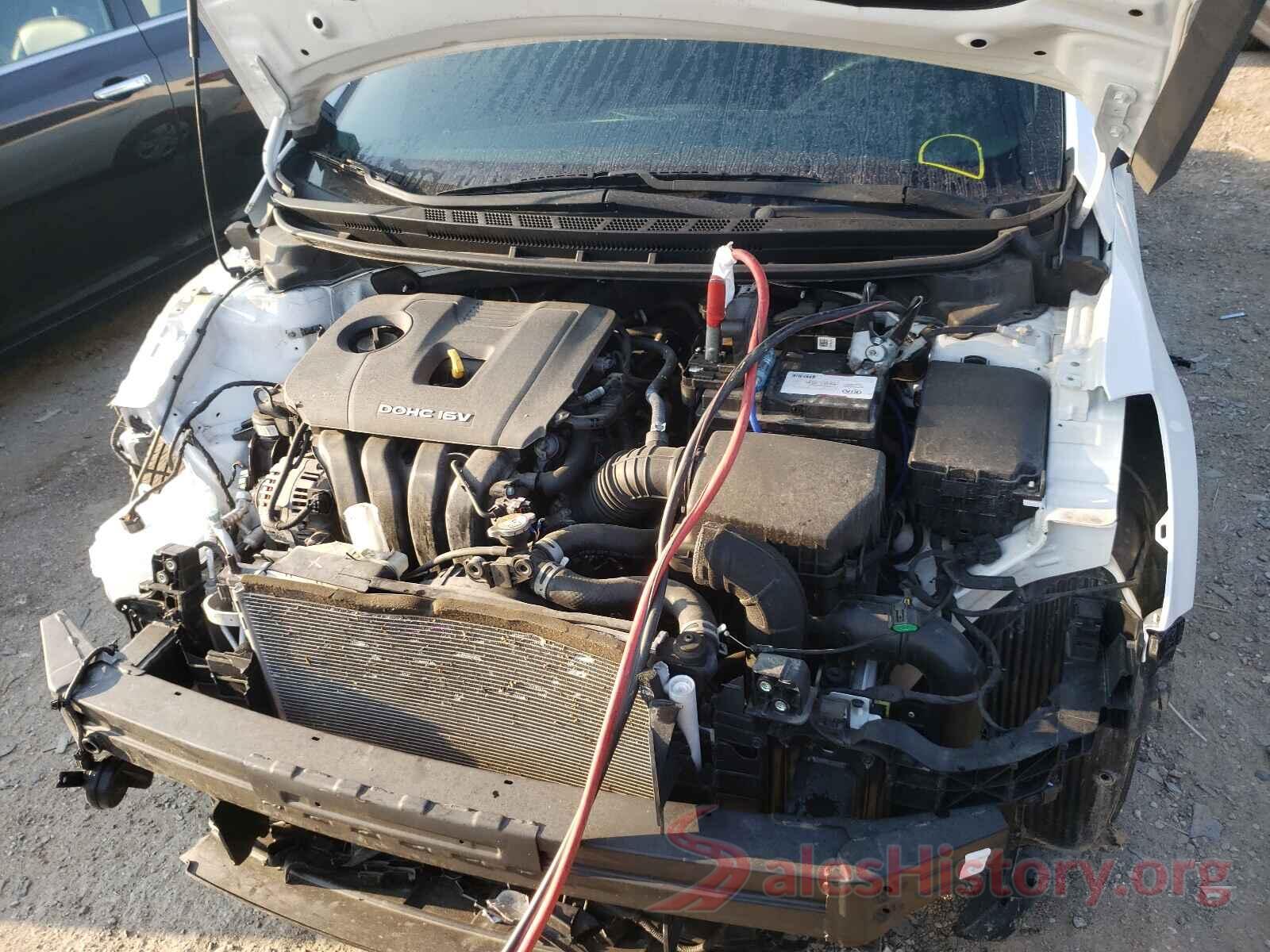 3KPFK4A73JE235377 2018 KIA FORTE