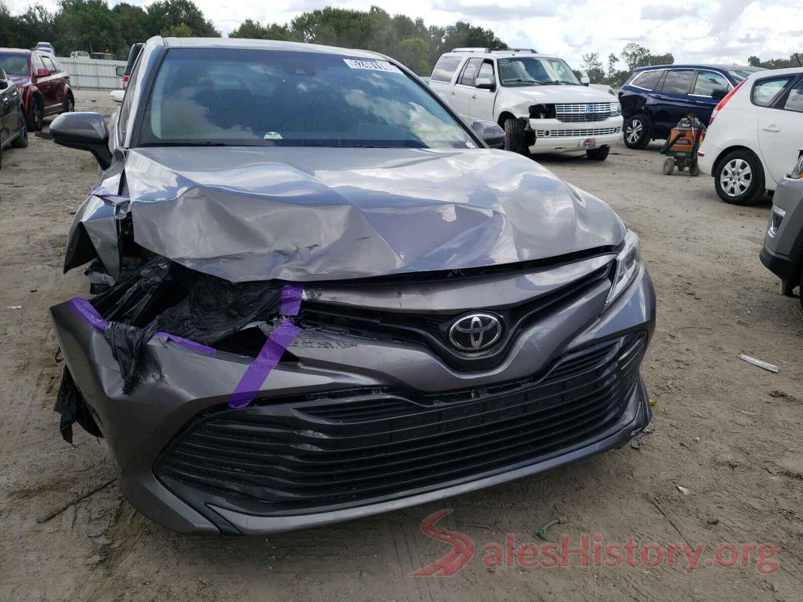 4T1B11HK6JU010510 2018 TOYOTA CAMRY