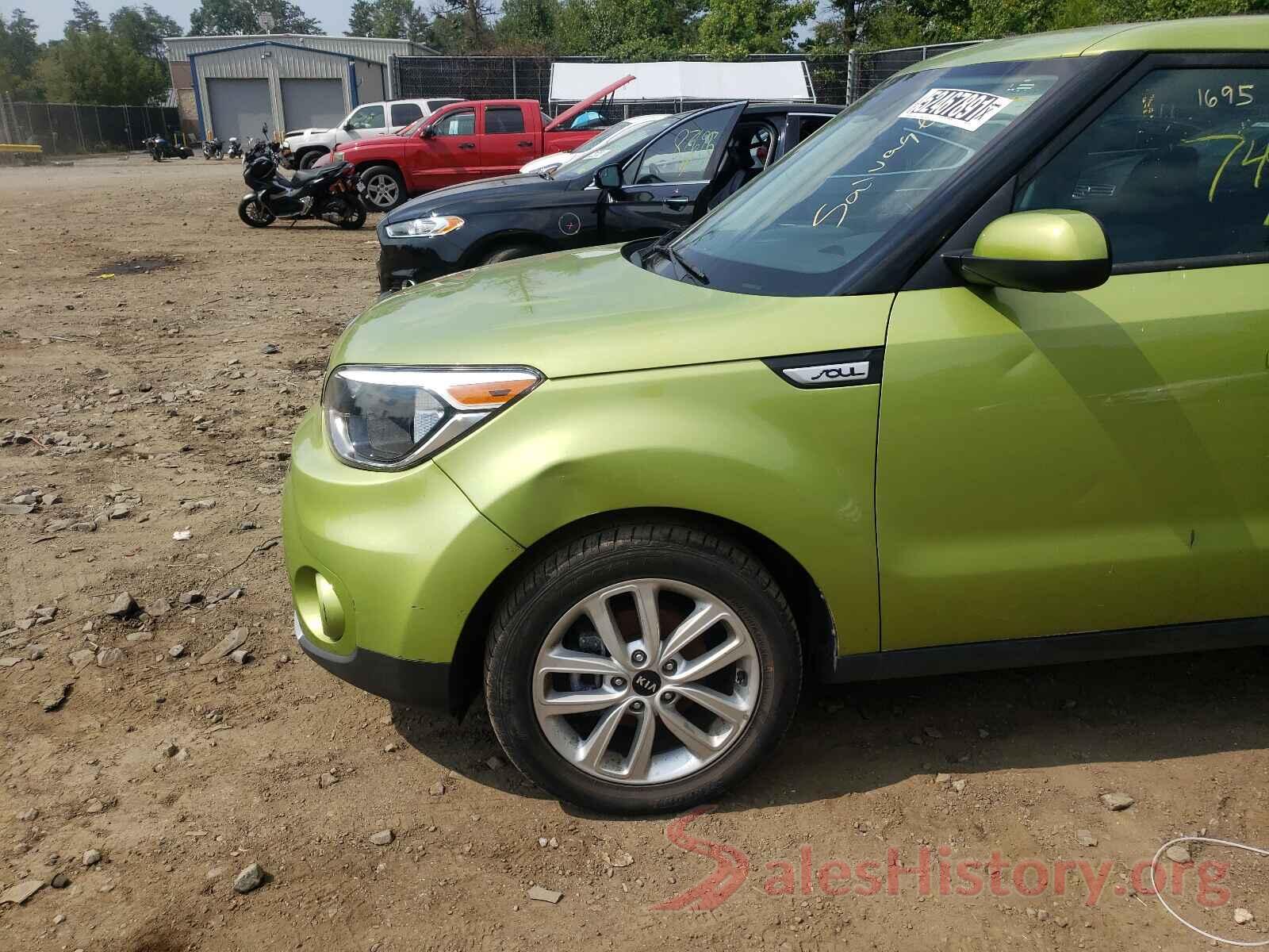 KNDJP3A50H7877621 2017 KIA SOUL