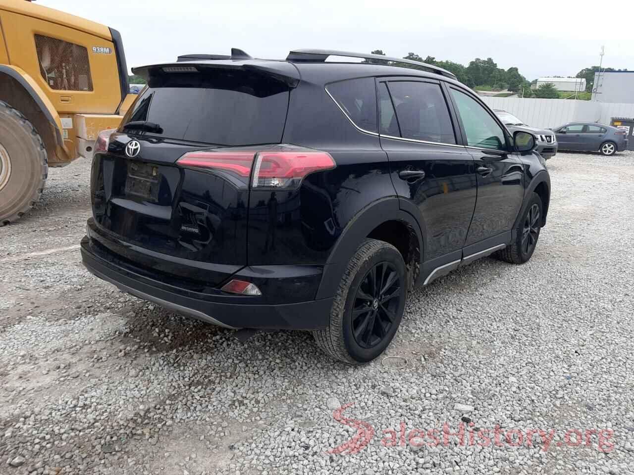 2T3RFREVXJW810439 2018 TOYOTA RAV4