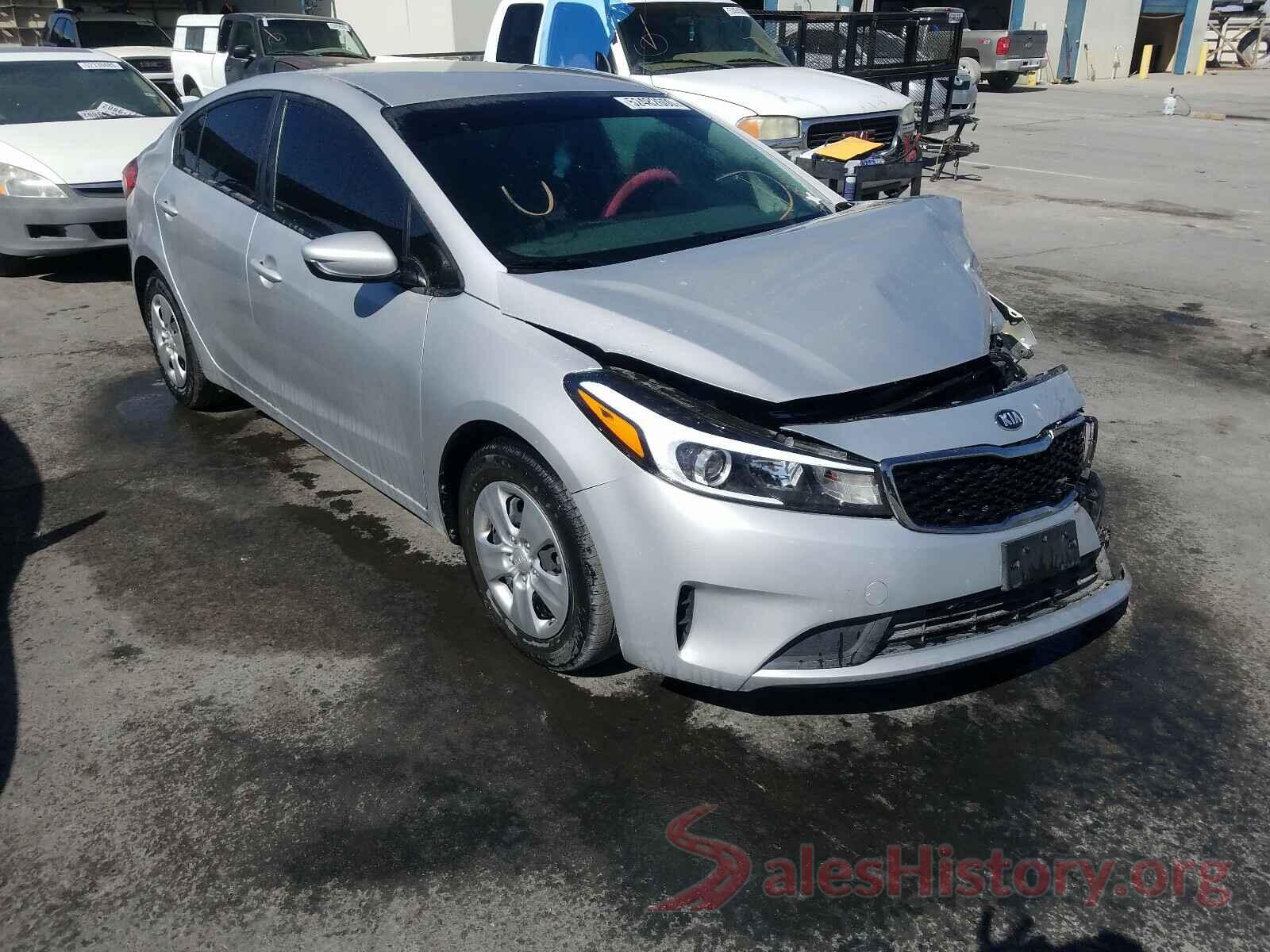 3KPFK4A78HE139545 2017 KIA FORTE