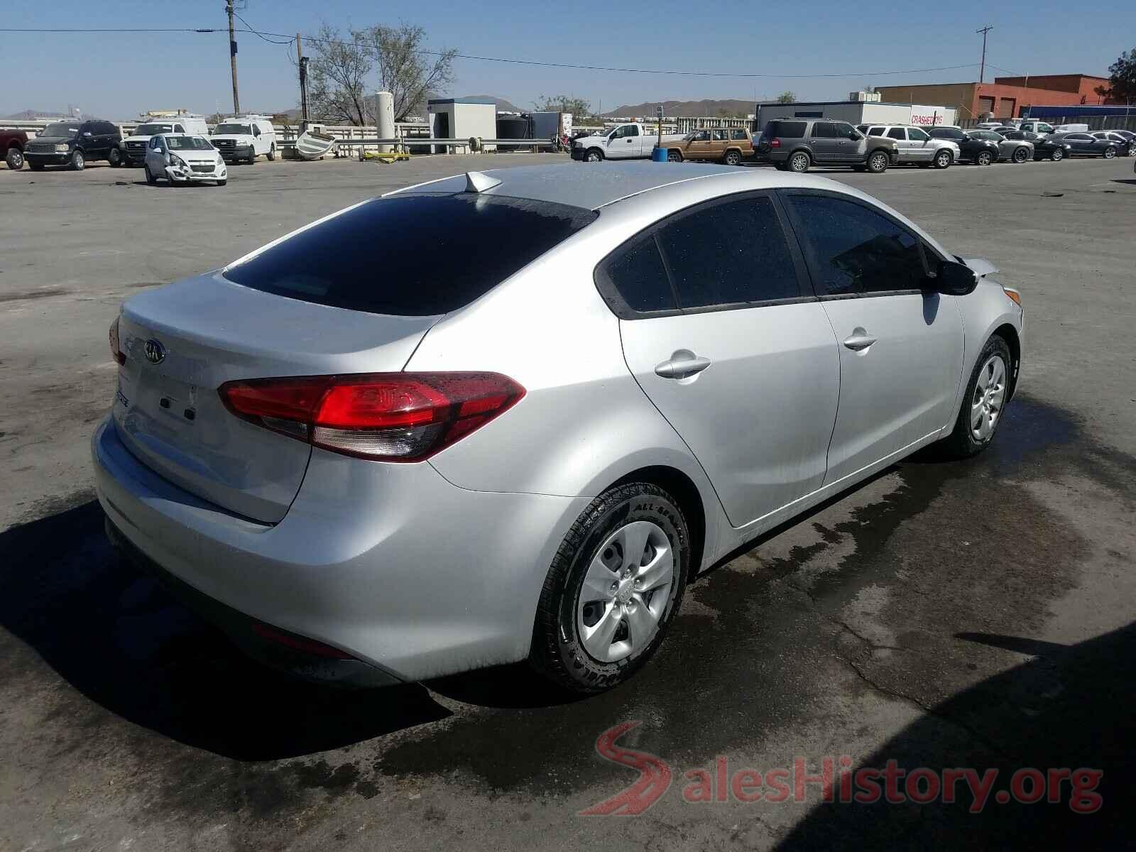 3KPFK4A78HE139545 2017 KIA FORTE