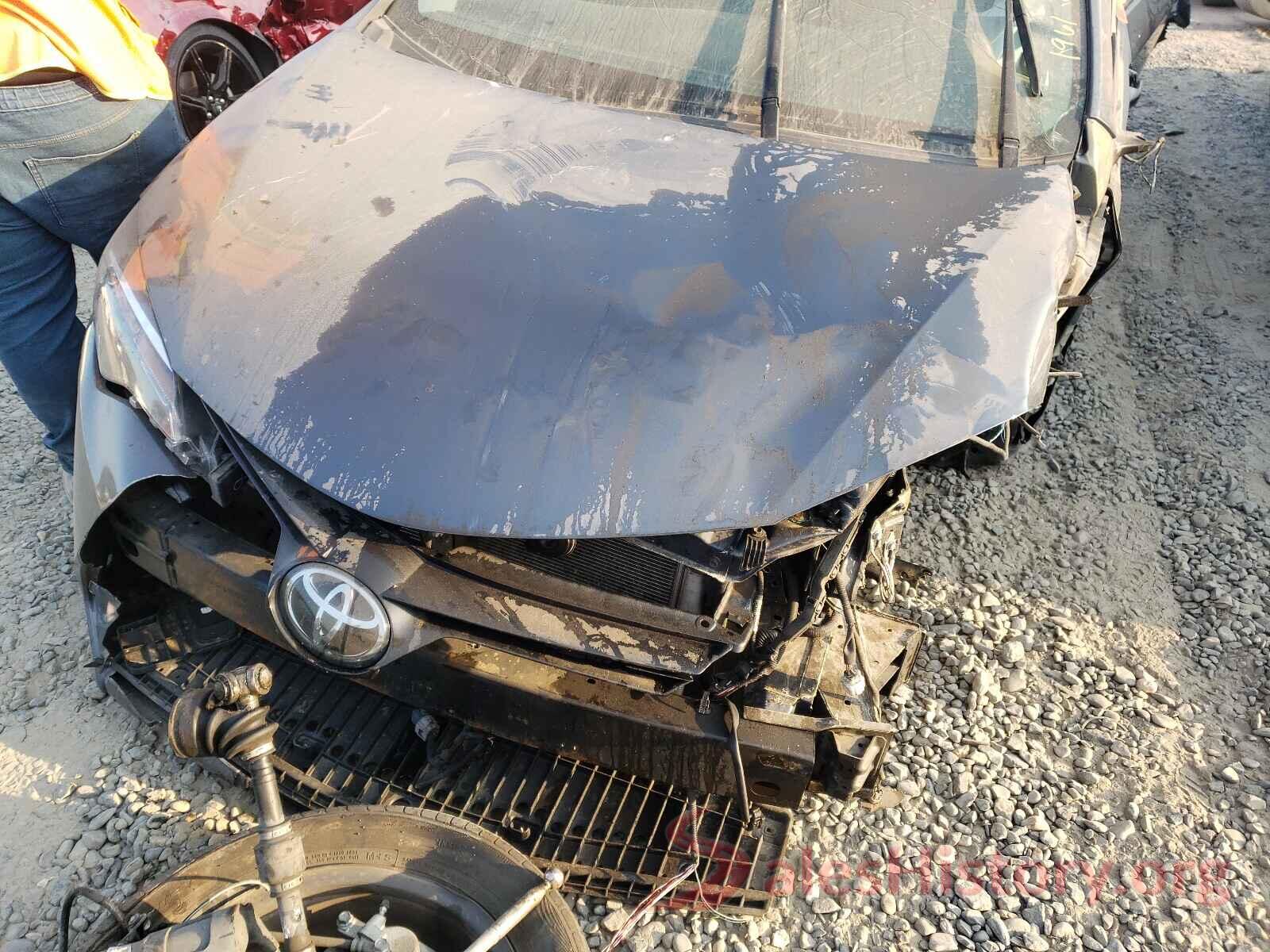 2T1BURHE4JC052739 2018 TOYOTA COROLLA