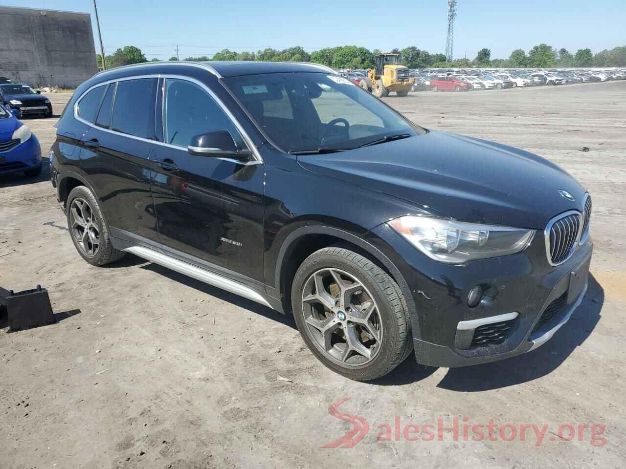 WBXHT3C39J5F90338 2018 BMW X1