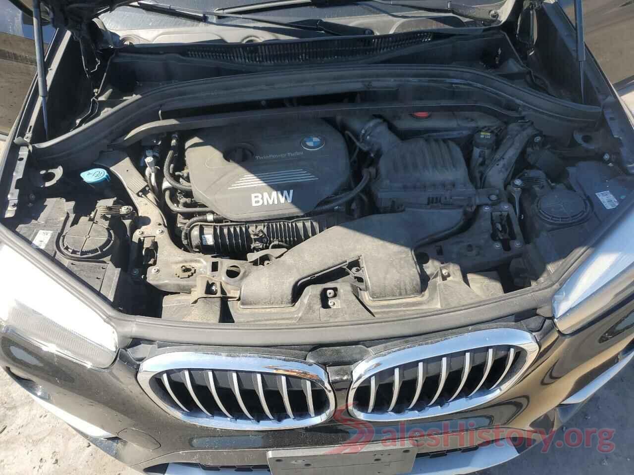 WBXHT3C39J5F90338 2018 BMW X1