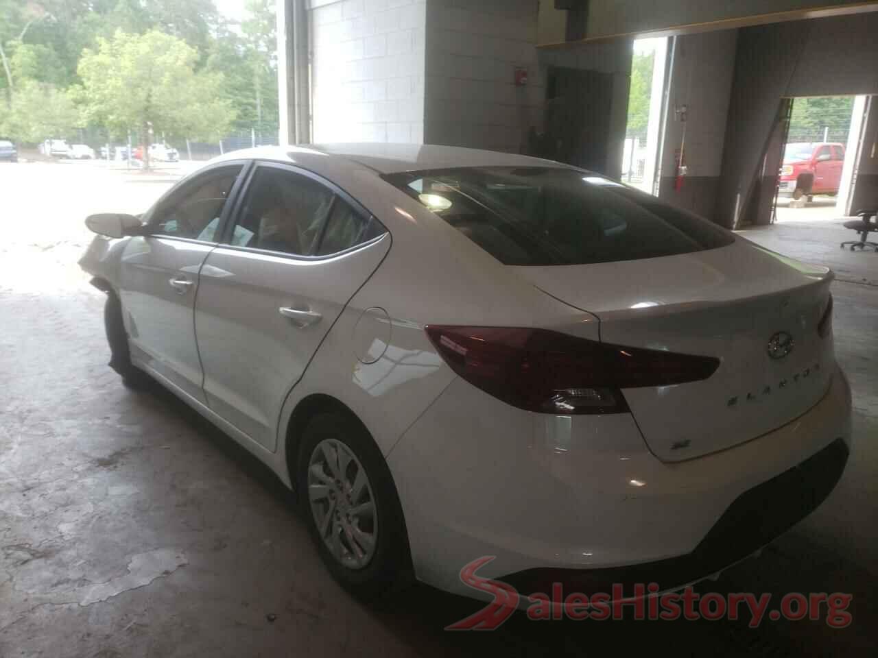 5NPD74LF2KH414116 2019 HYUNDAI ELANTRA