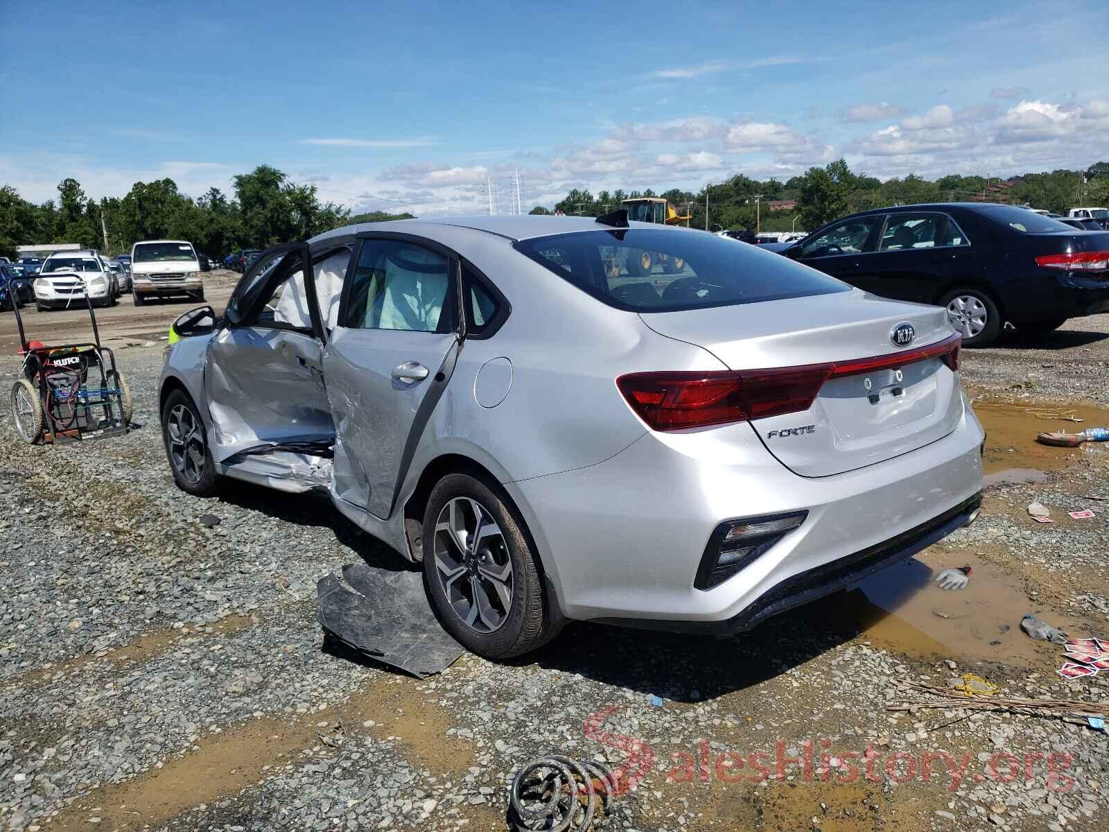 3KPF24AD7ME341471 2021 KIA FORTE