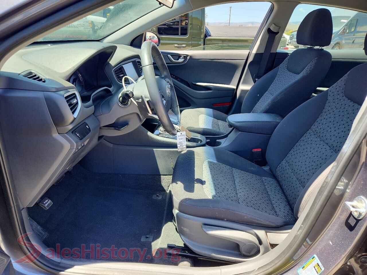 2018 HYUNDAI IONIQ VIN KMHC65LD8JU104362, engine bay