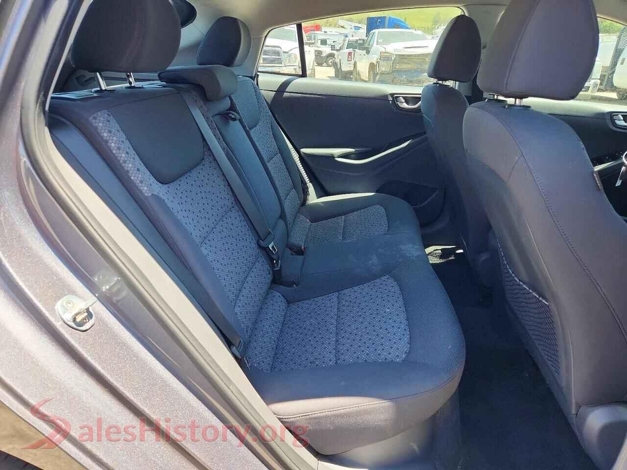 2018 HYUNDAI IONIQ VIN KMHC65LD8JU104362, odometer mileage