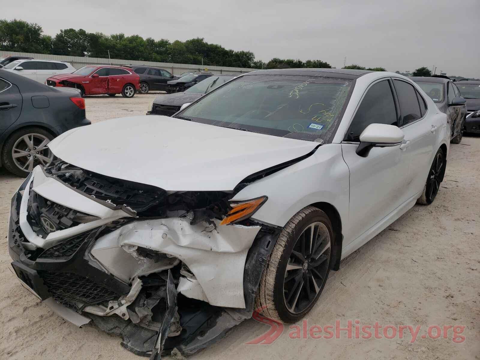 4T1B61HK3JU677214 2018 TOYOTA CAMRY