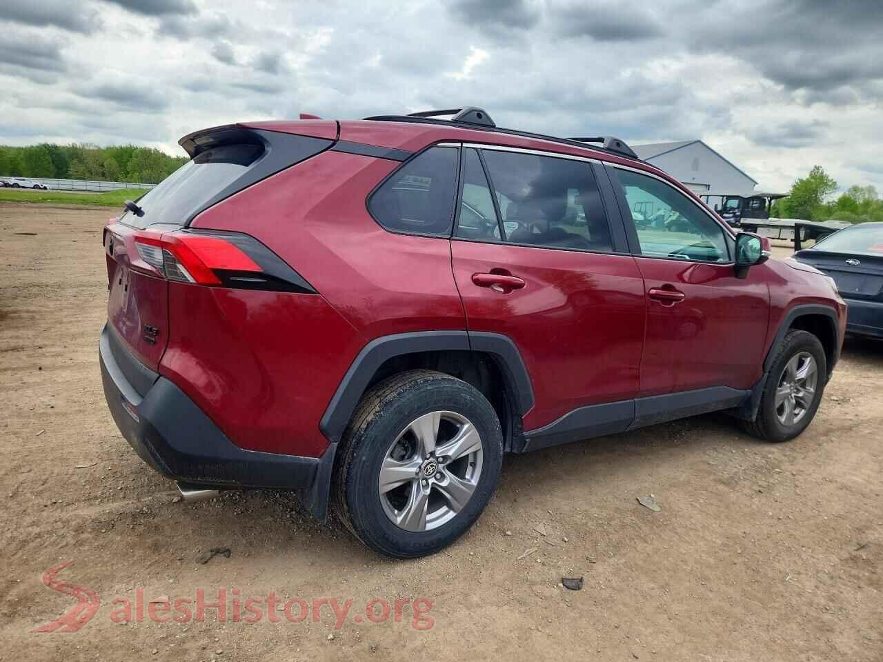 2024 TOYOTA RAV4 VIN 2T3P1RFV5RW459701, right side view
