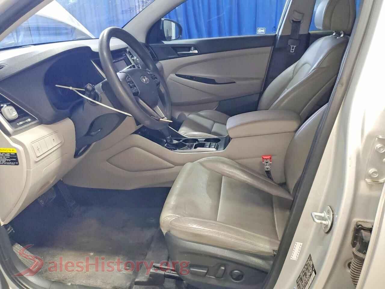 2017 HYUNDAI TUCSON VIN KM8J33A47HU376323, engine bay