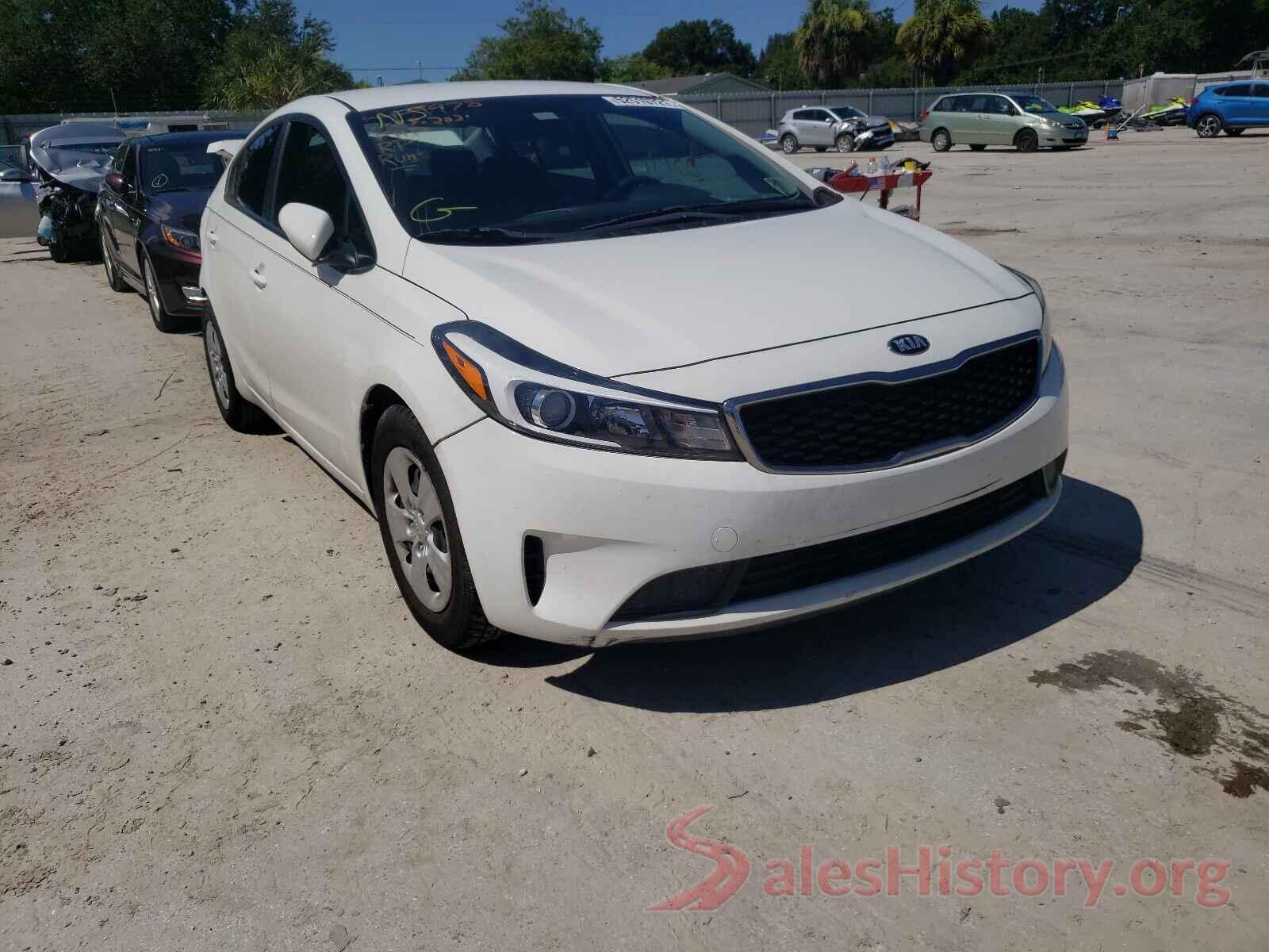 3KPFK4A75JE239978 2018 KIA FORTE