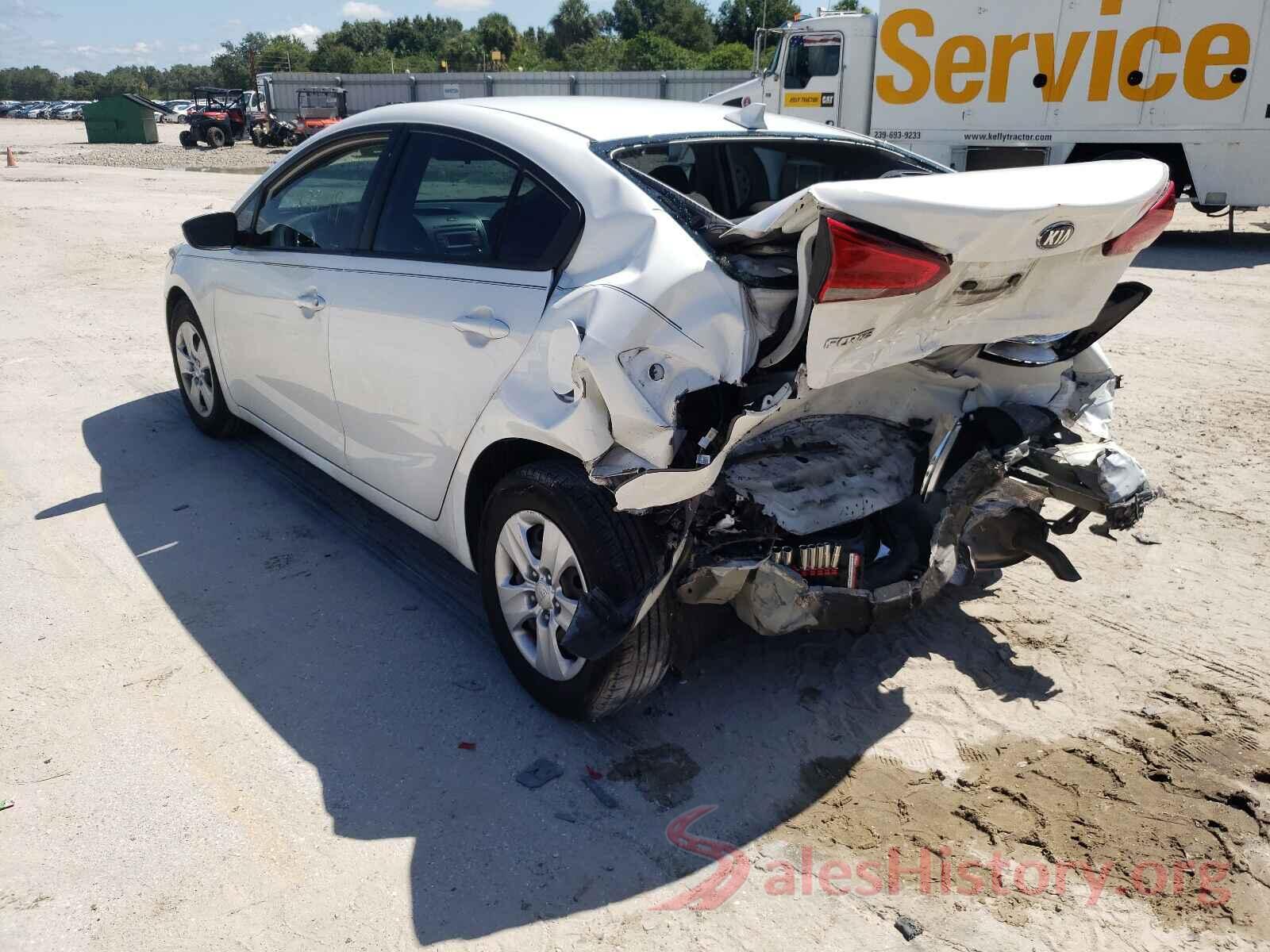 3KPFK4A75JE239978 2018 KIA FORTE