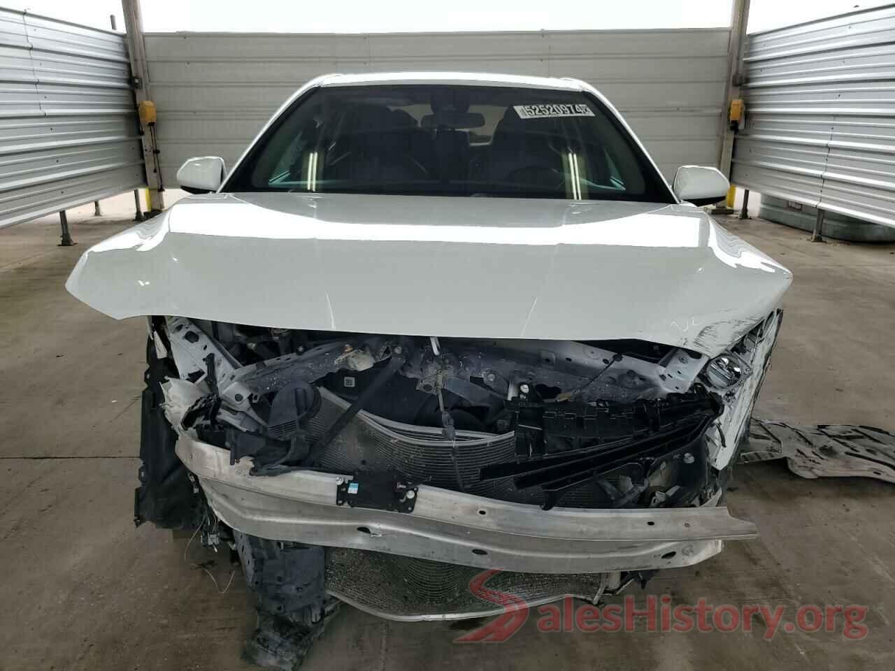 4T1B11HK6JU129772 2018 TOYOTA CAMRY