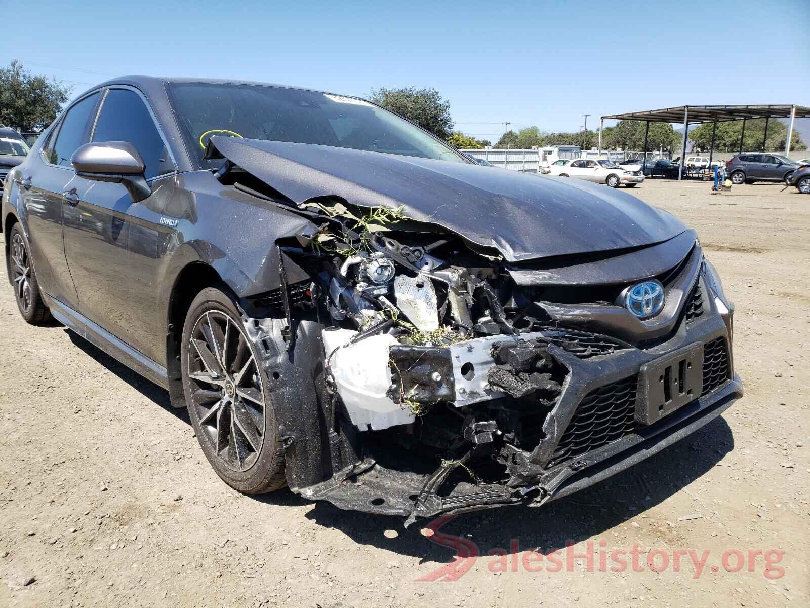 4T1G31AK0MU556119 2021 TOYOTA CAMRY