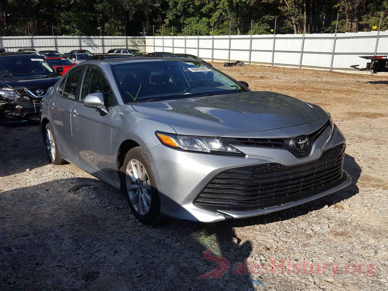 4T1B11HK3KU229796 2019 TOYOTA CAMRY