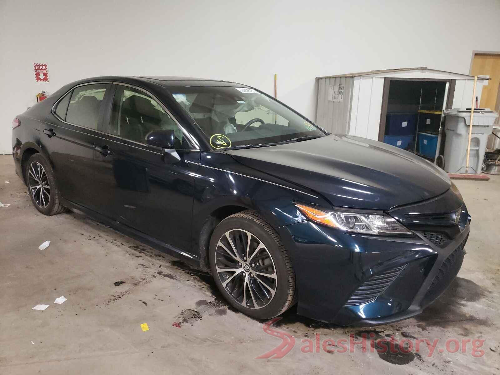 JTNB11HK6J3024784 2018 TOYOTA CAMRY