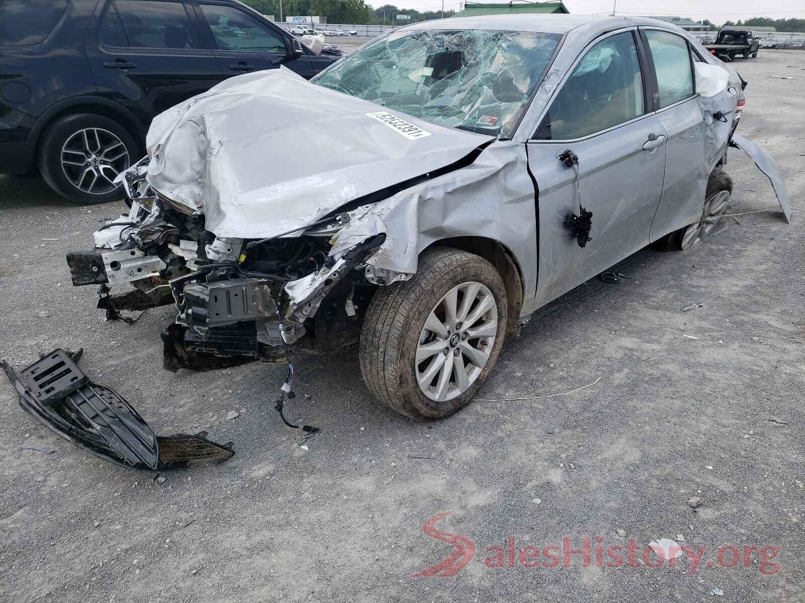 4T1B11HK8KU851102 2019 TOYOTA CAMRY