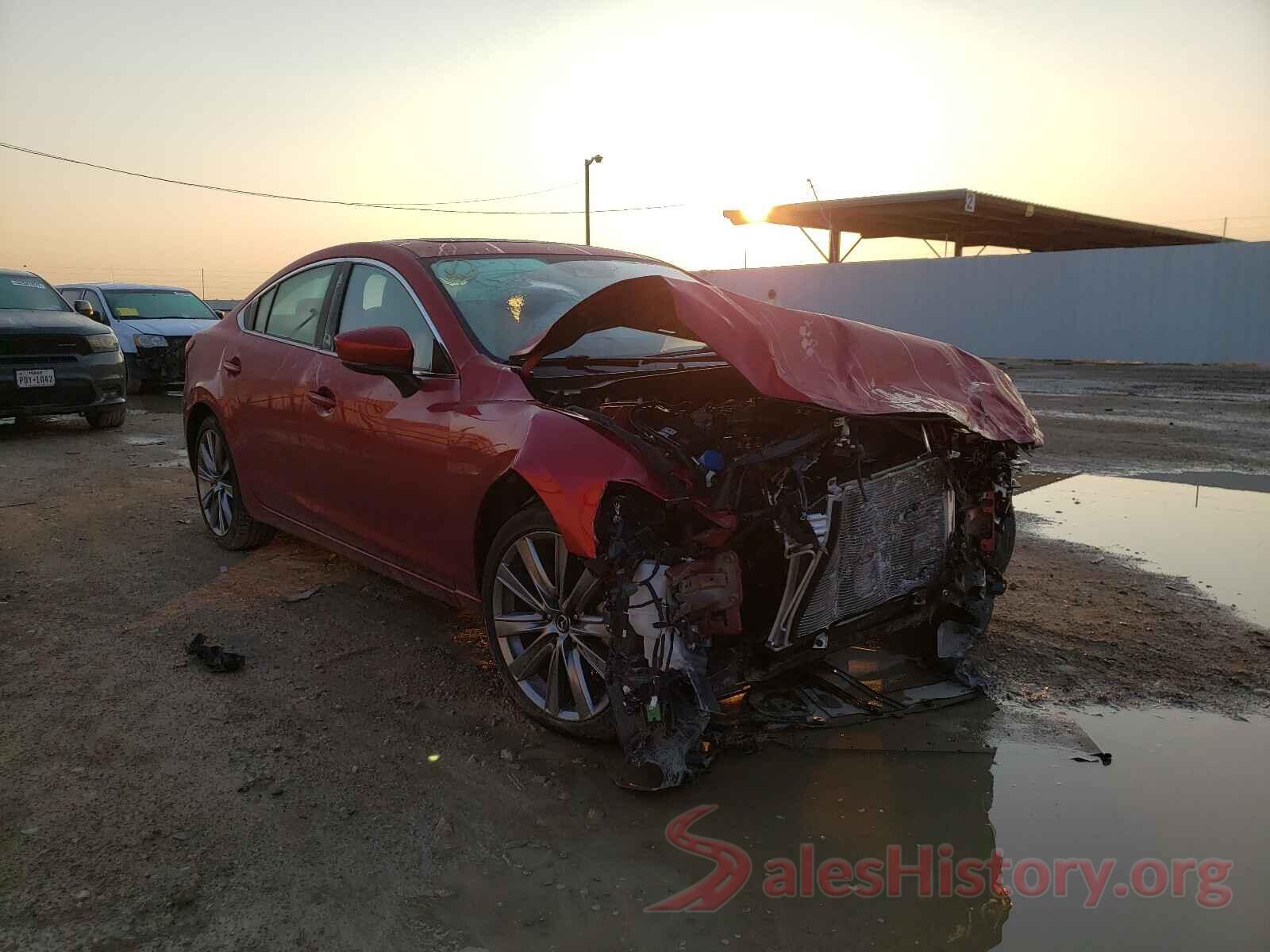 JM1GL1XY2J1306040 2018 MAZDA 6