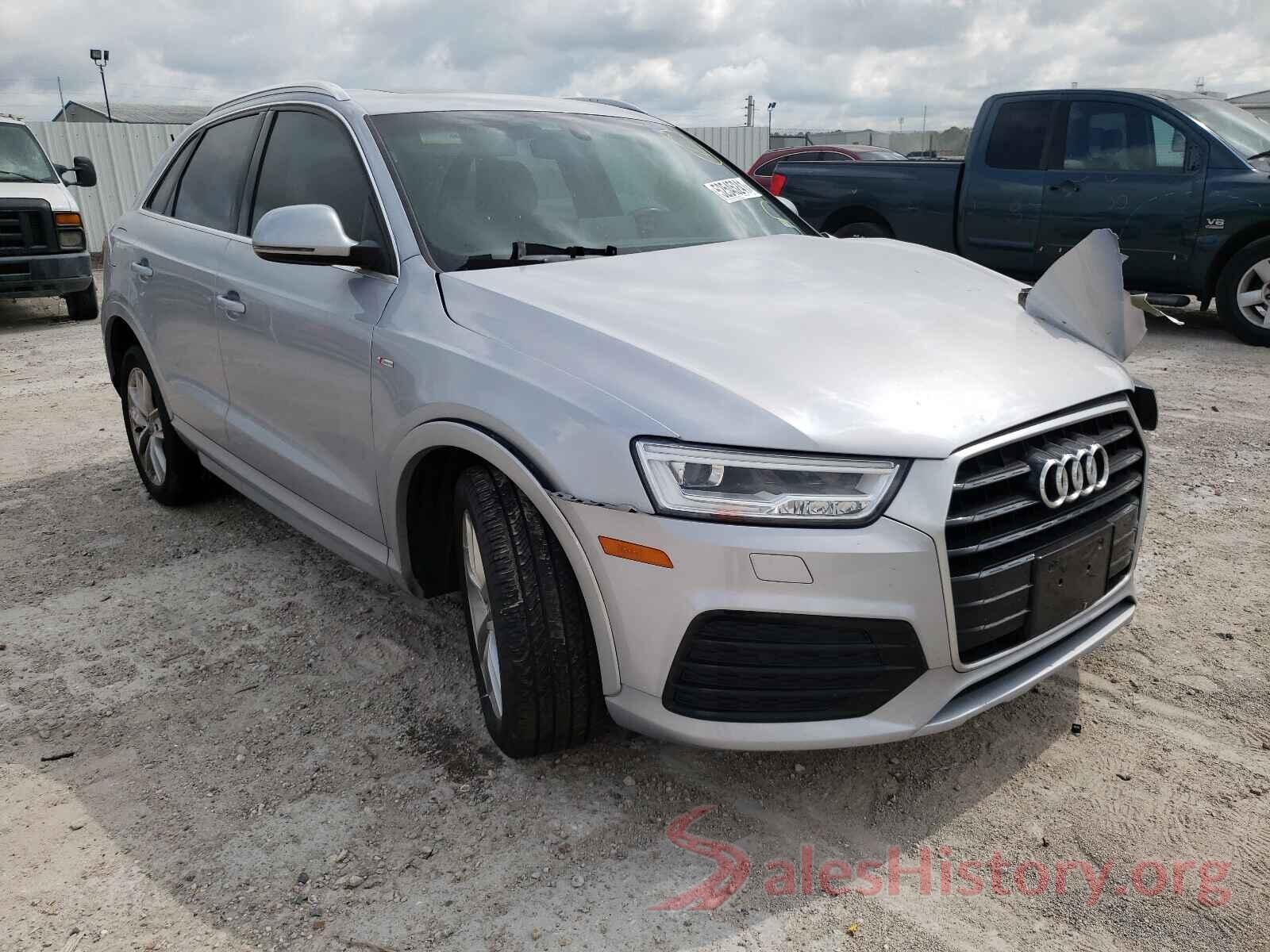 WA1HCCFSXJR015732 2018 AUDI Q3