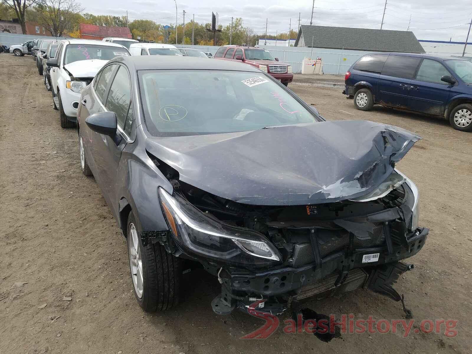 1G1BE5SM1J7116252 2018 CHEVROLET CRUZE