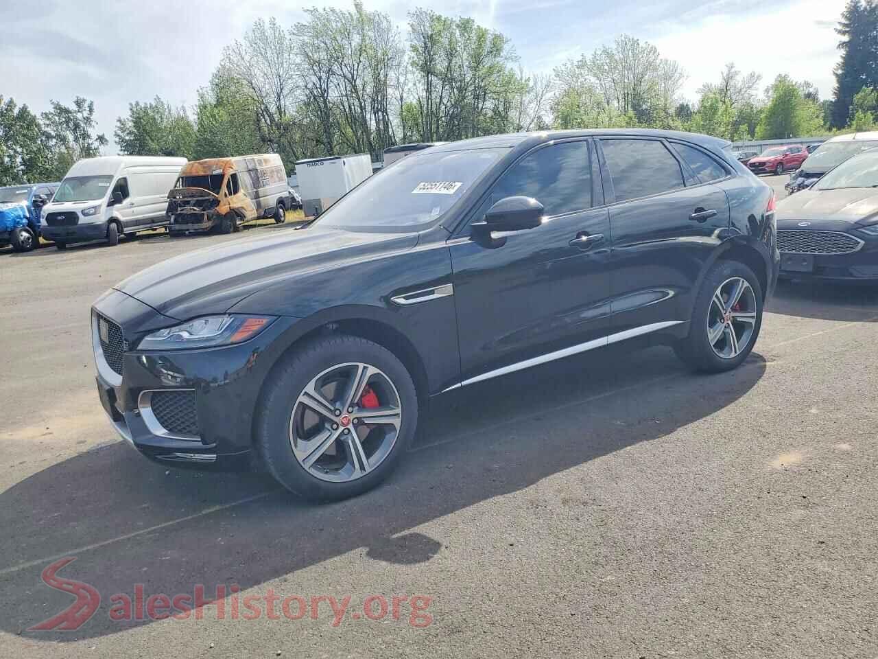 SADCM2BV5HA077818 2017 JAGUAR F-PACE
