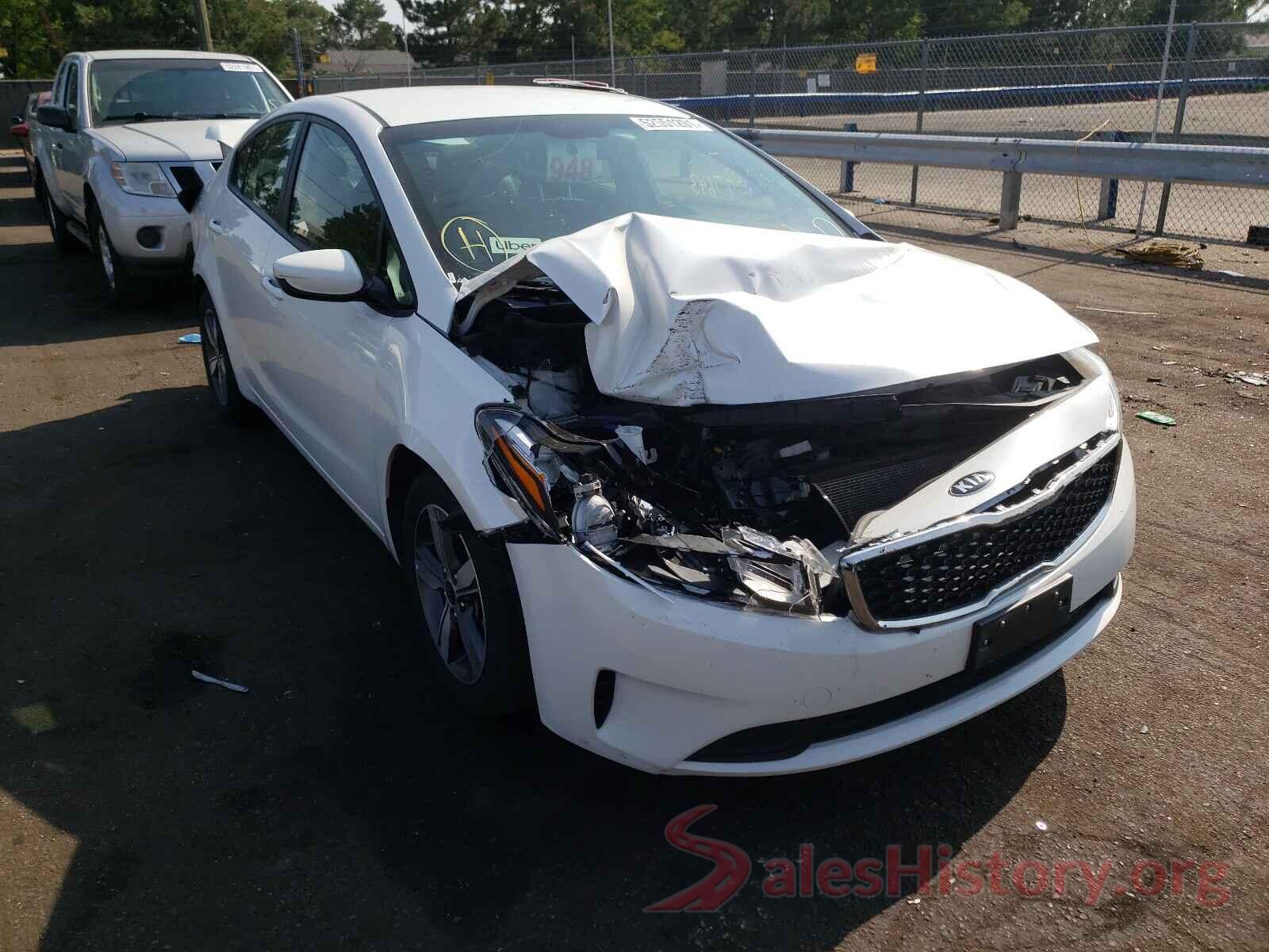 3KPFL4A7XJE225796 2018 KIA FORTE